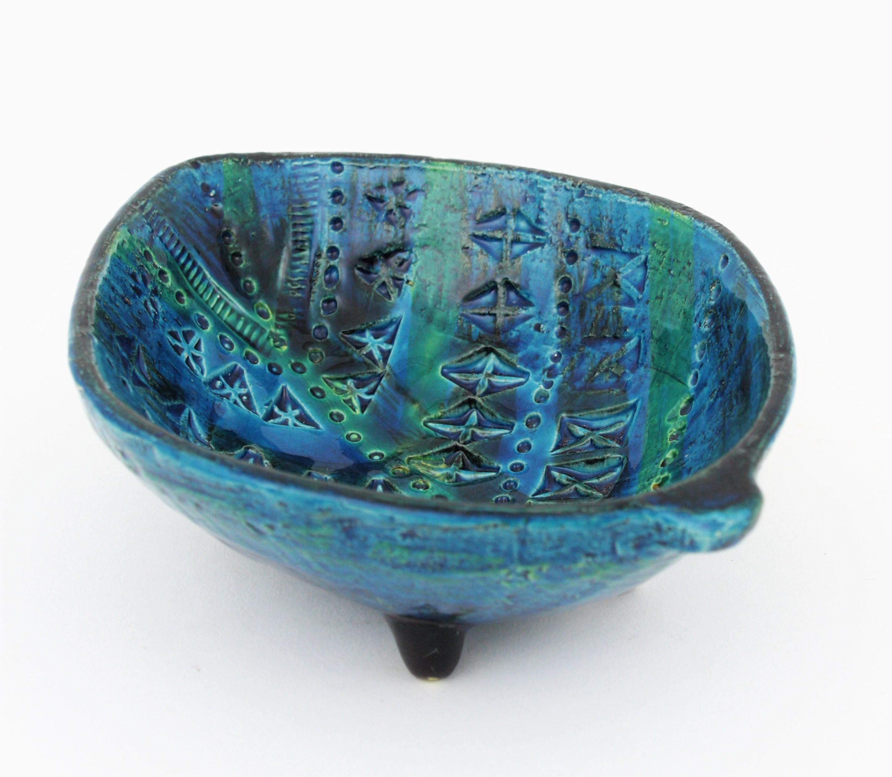 Aldo Londi for Bitossi Rimini Blu Leaf Shaped Glazed Ceramic Bowl / Ashtray For Sale 3
