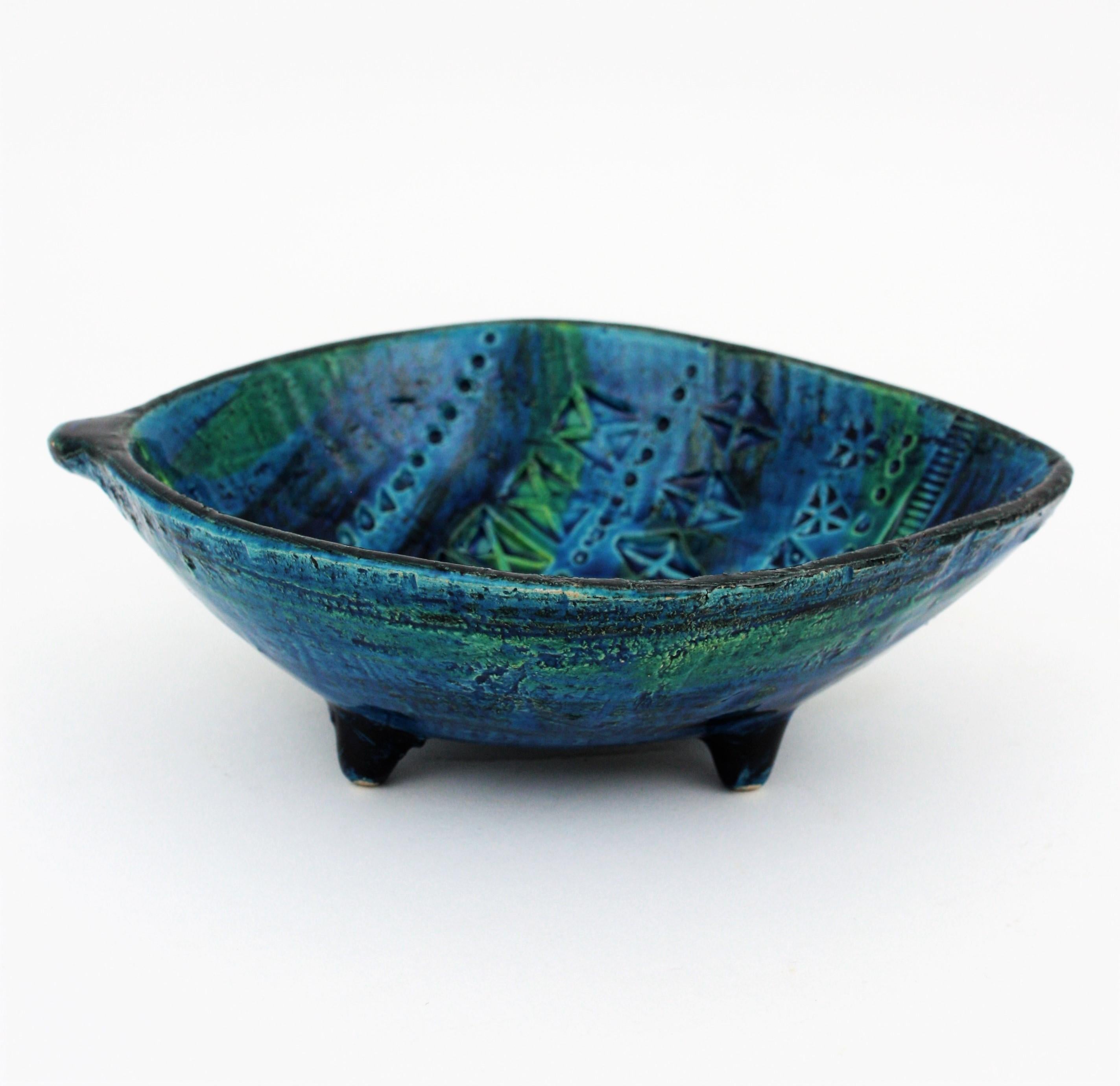 Aldo Londi for Bitossi Rimini Blu Leaf Shaped Glazed Ceramic Bowl / Ashtray For Sale 5