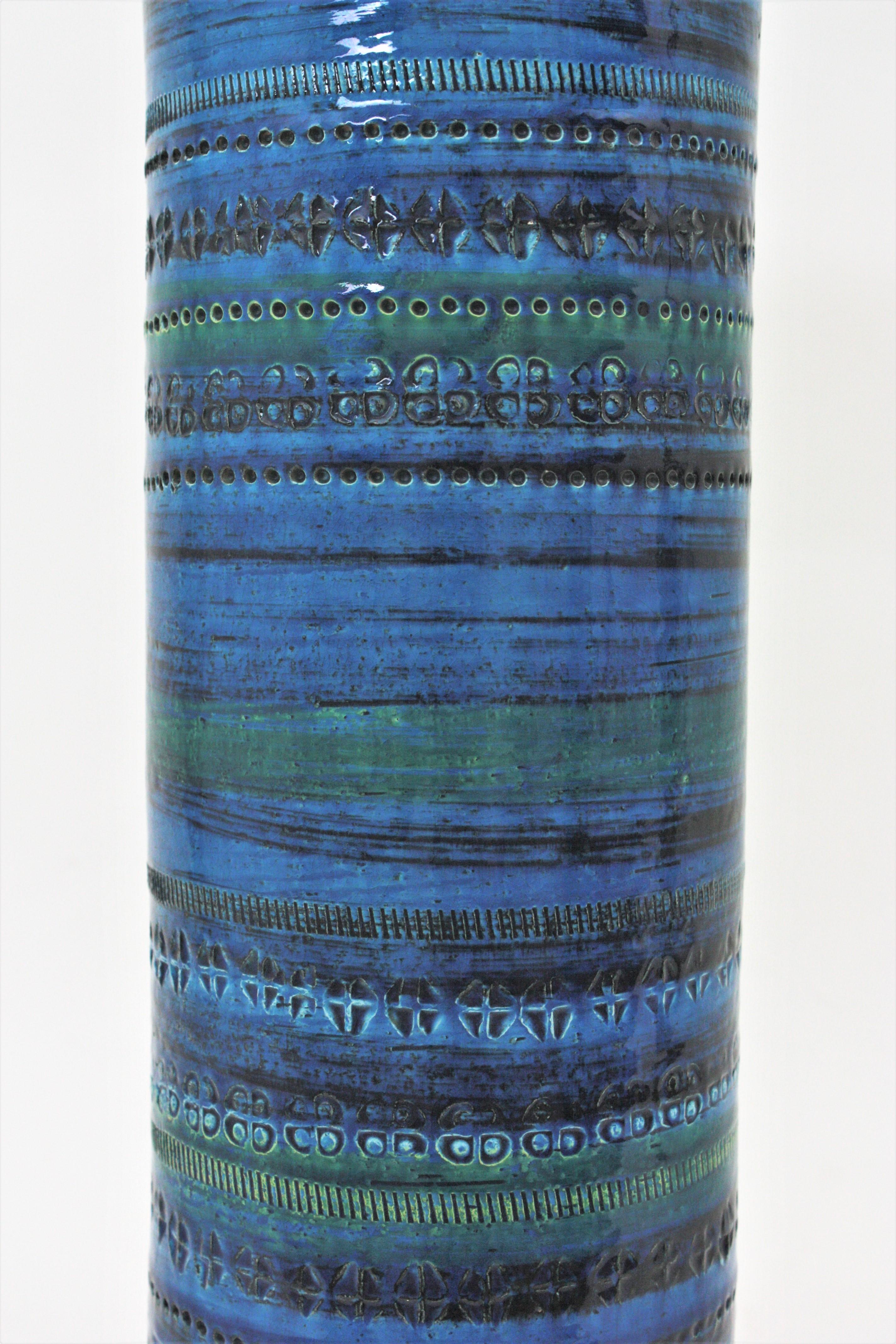 Vase XL en céramique émaillée bleue Aldo Londi Bitossi, Italie, années 1960 en vente 3