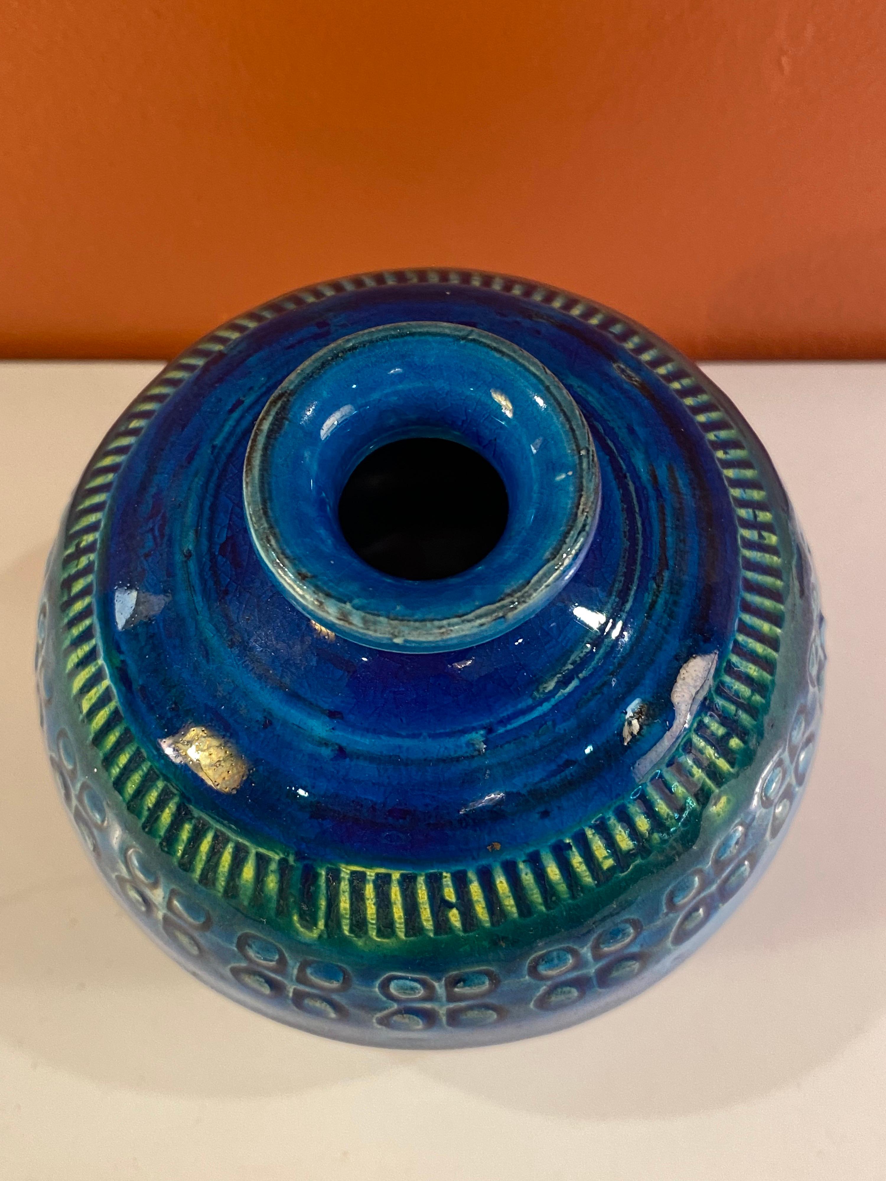 Mid-Century Modern Aldo Londi for Bitossi Round Vase in Rimini Blue