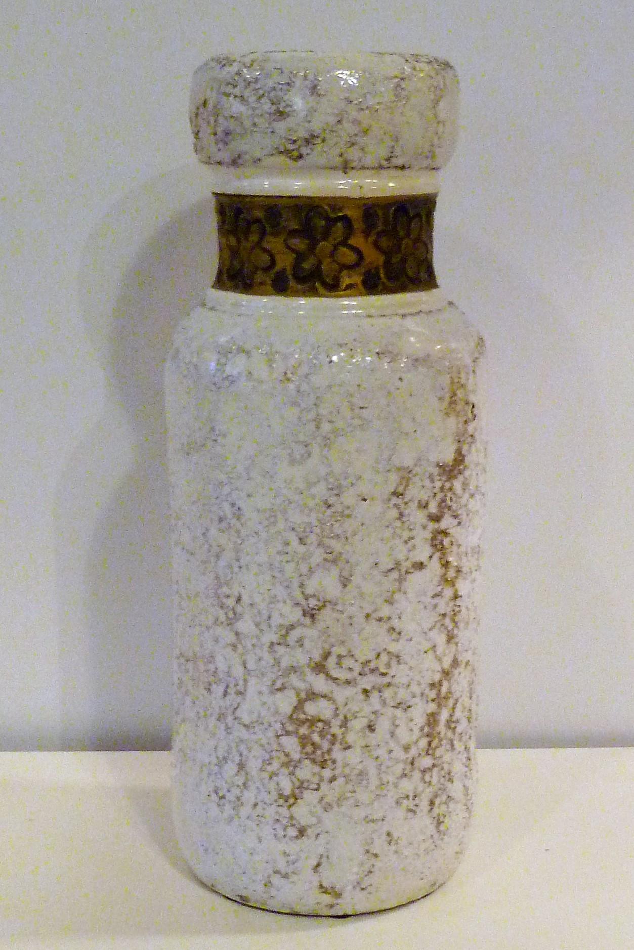 Mid-Century Modern Aldo Londi for Rosenthal Netter Bitossi Modern Textured Pottery Vase Italy 1960s