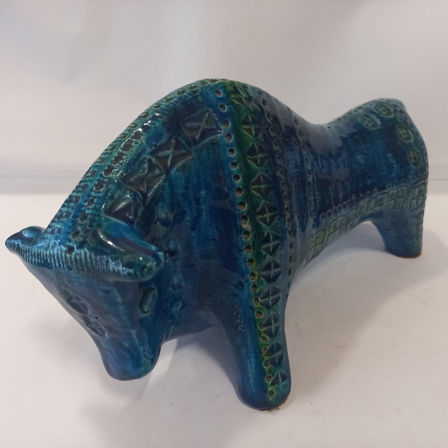 Ceramica Aldo Londi für Bitossi Keramikskulptur Stier Rimini Blu in vendita