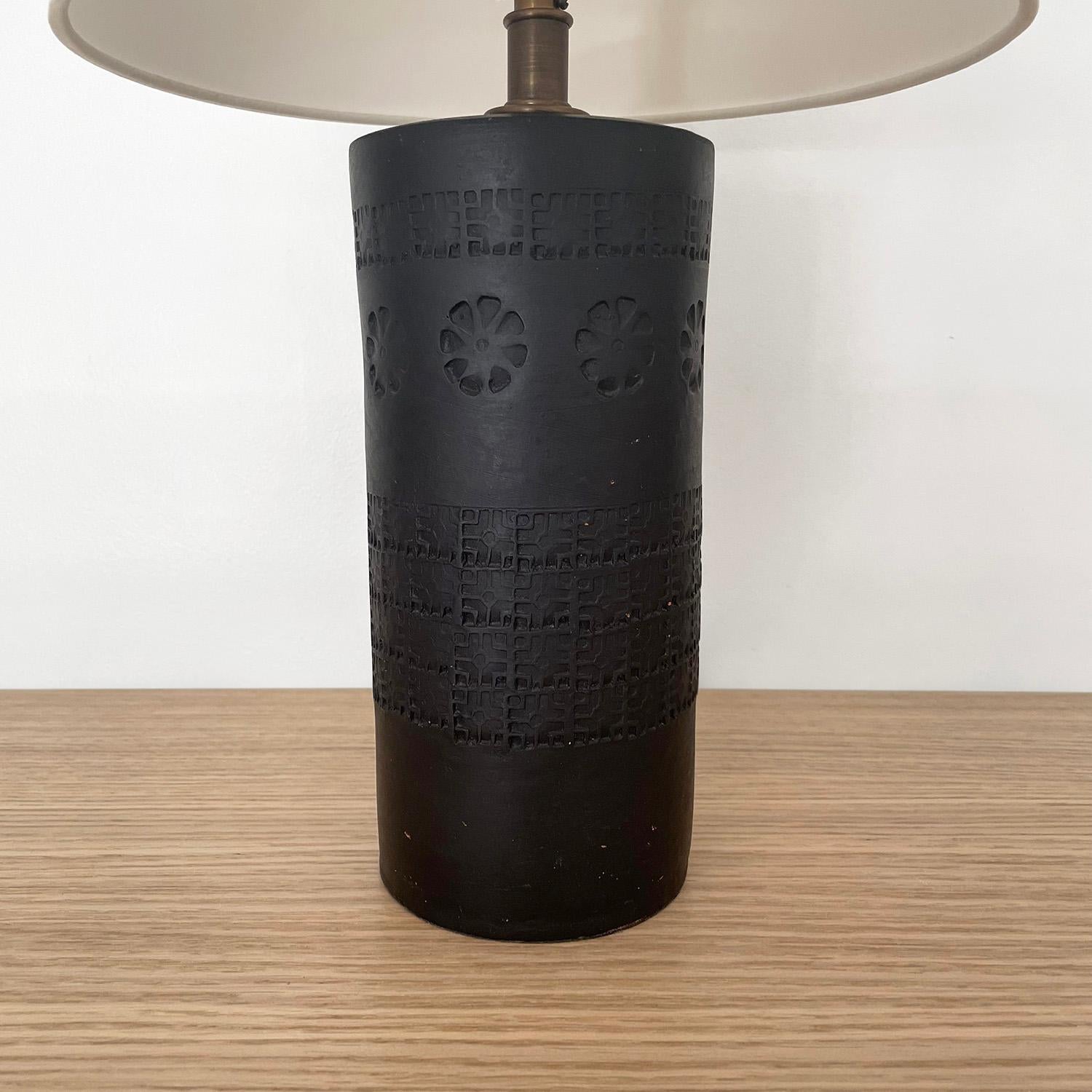 Aldo Londi Italian Ceramic Table Lamp In Good Condition For Sale In Los Angeles, CA
