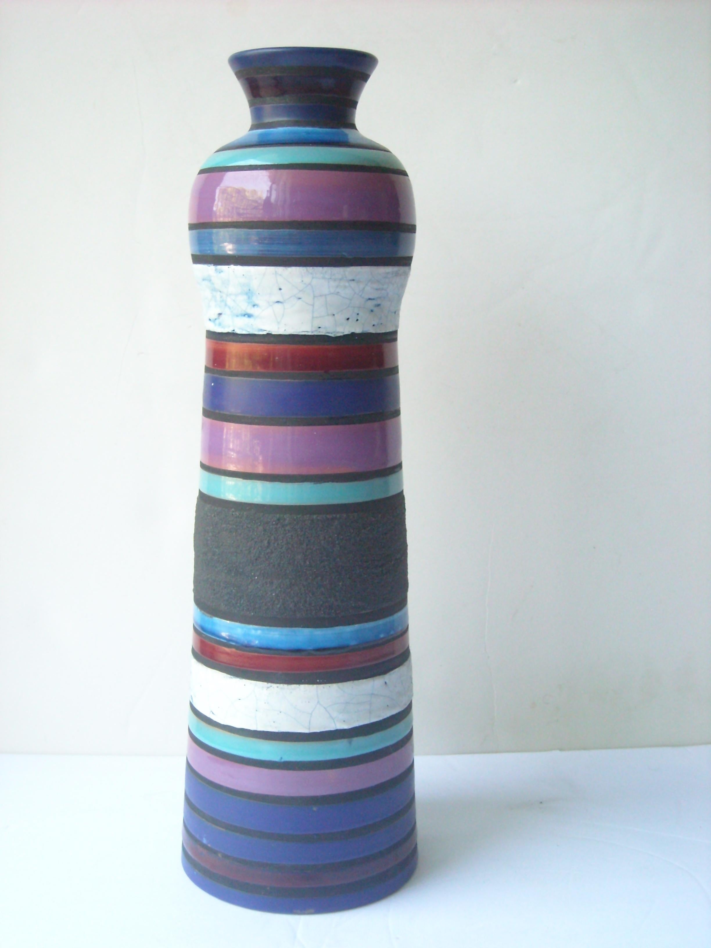 Aldo Londi Large Ceramic/Pottery Vase for Bitossi Sold by Raymor In Good Condition In Los Angeles, CA