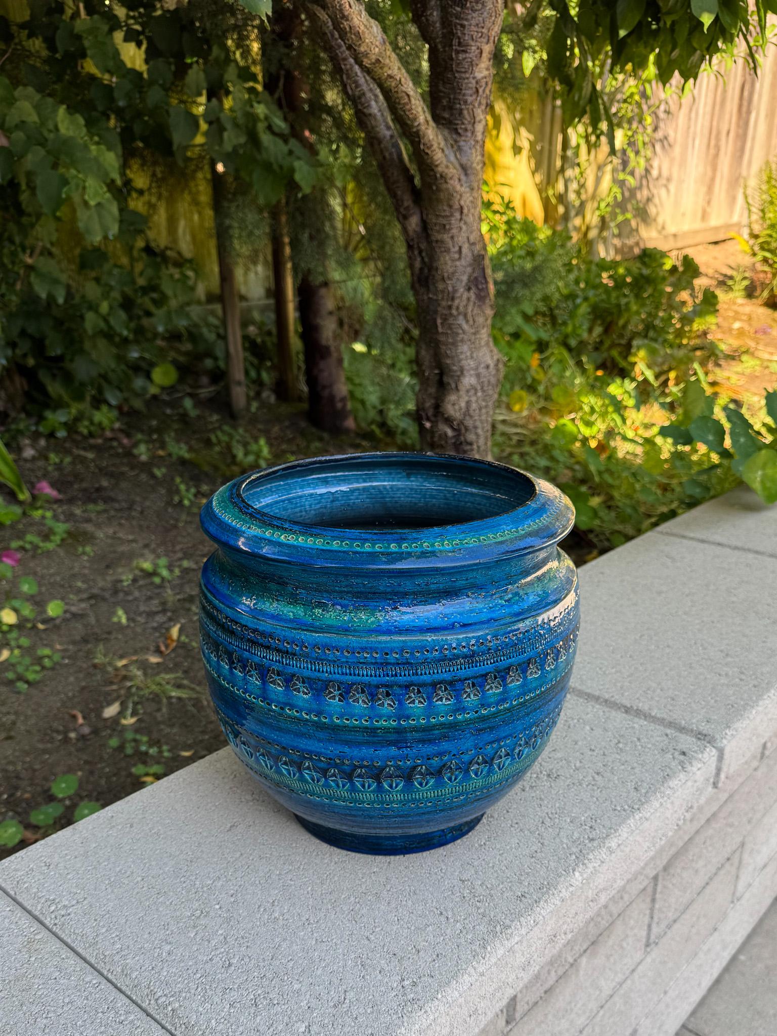 Fioriera in ceramica smaltata blu Rimini di Aldo Londi, metà secolo, per Bitossi, Italia C.C. 