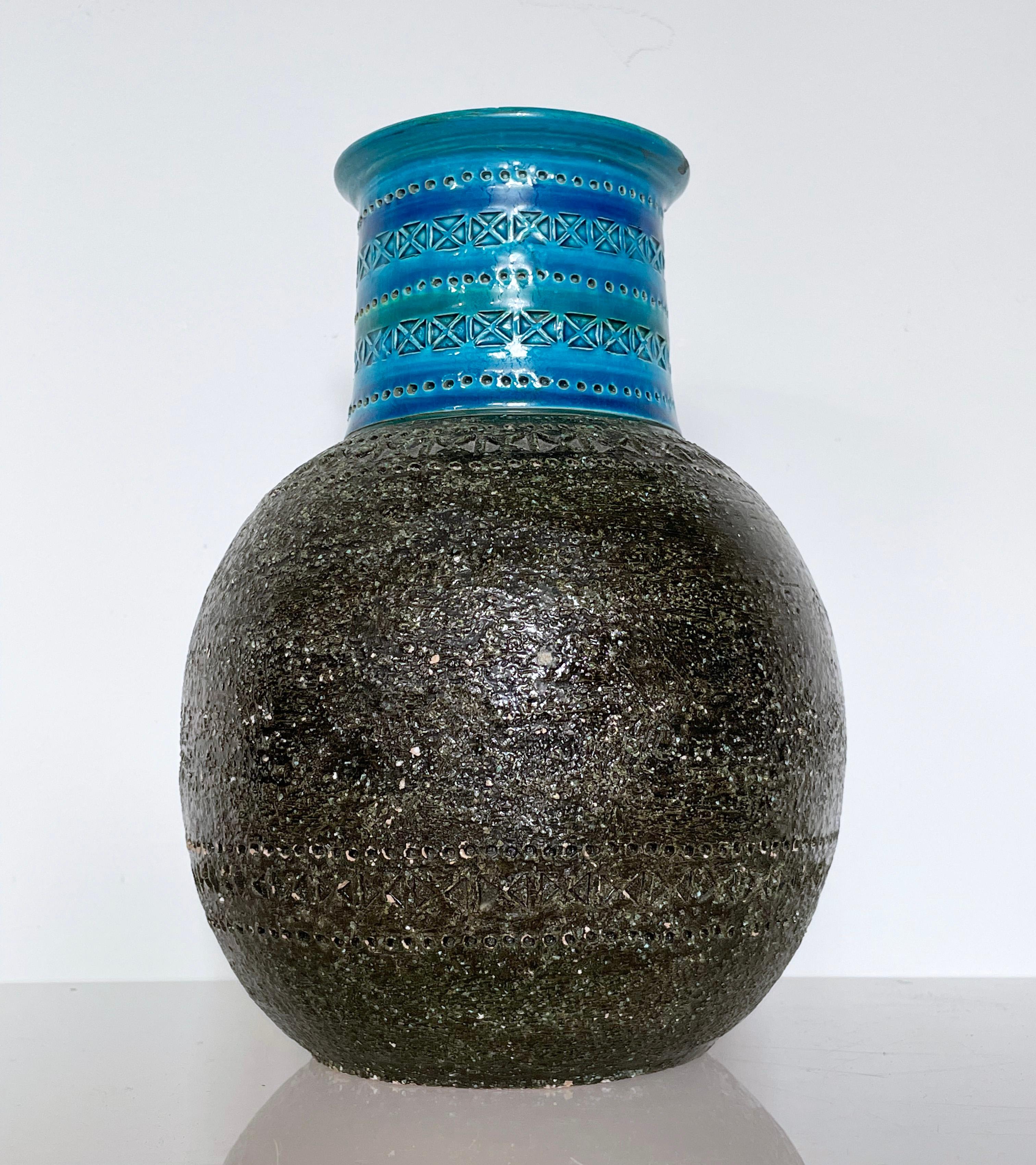 20th Century Aldo Londi Rimini Blue Vase for Bitossi, Italy For Sale