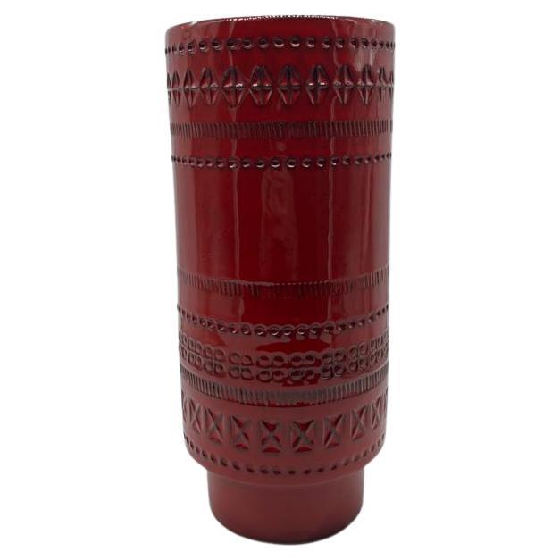 Aldo Londi Round ceramic vase, red glazed, Bitossi, mid-20th century, made in Italy.