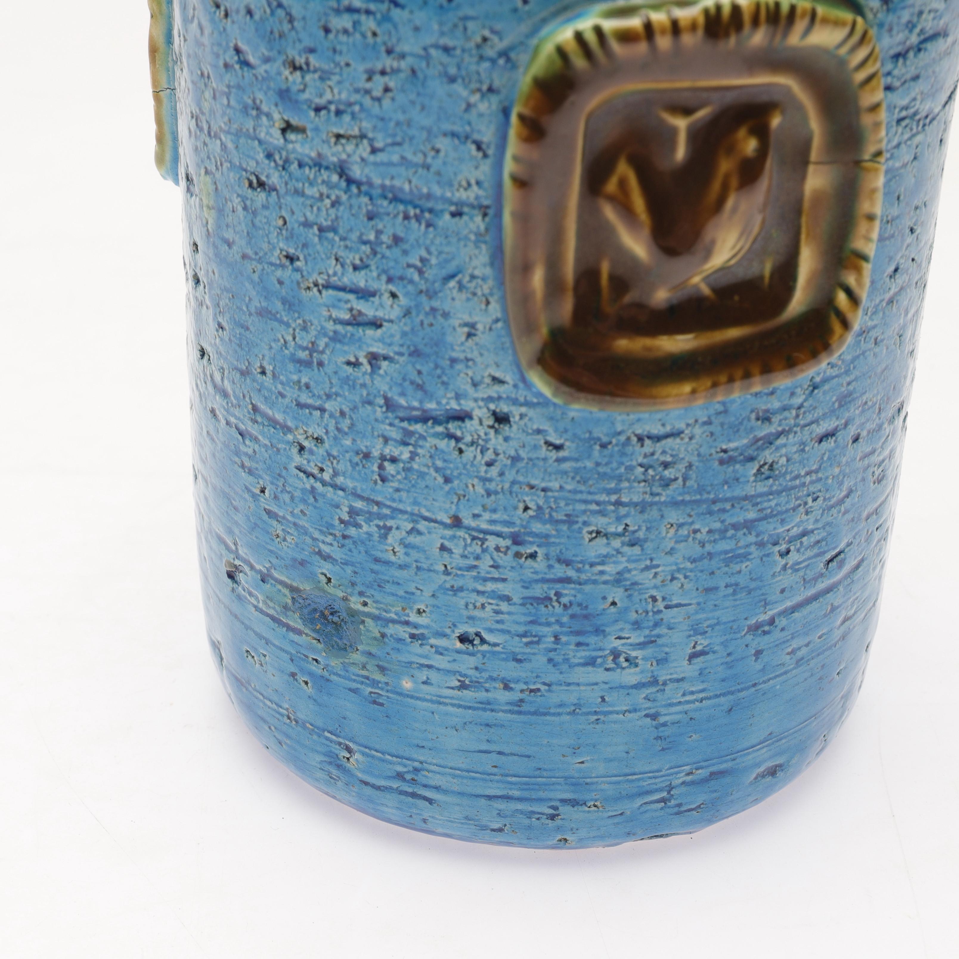 ALDO LONDI. vase, ceramics, Bitossi, Italy, around 1960
A rare Model stamped on the reverse.
Good condition. Crackling frenzy.