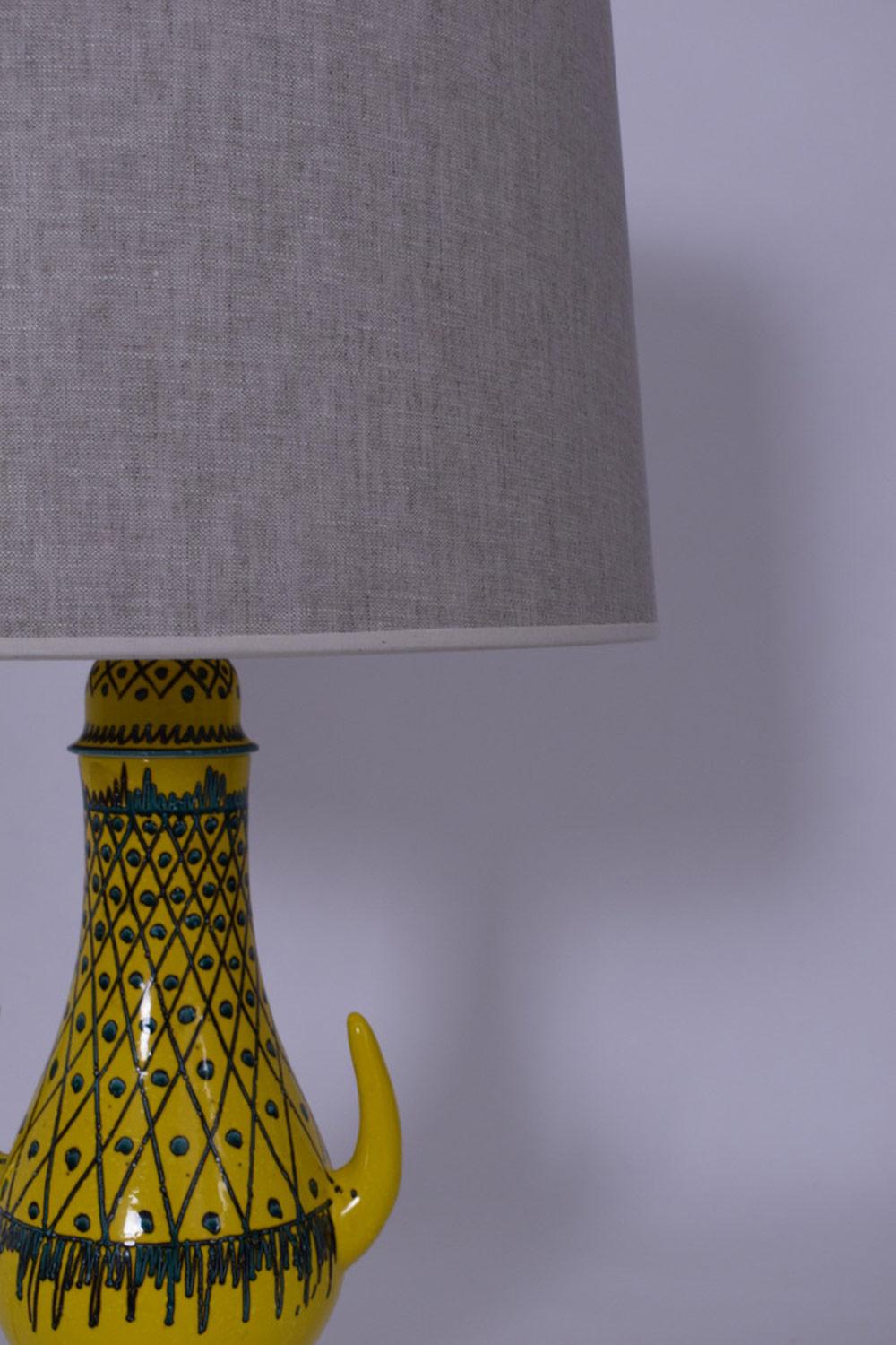 European Aldo Londi yellow horns ceramic lamp. For Sale