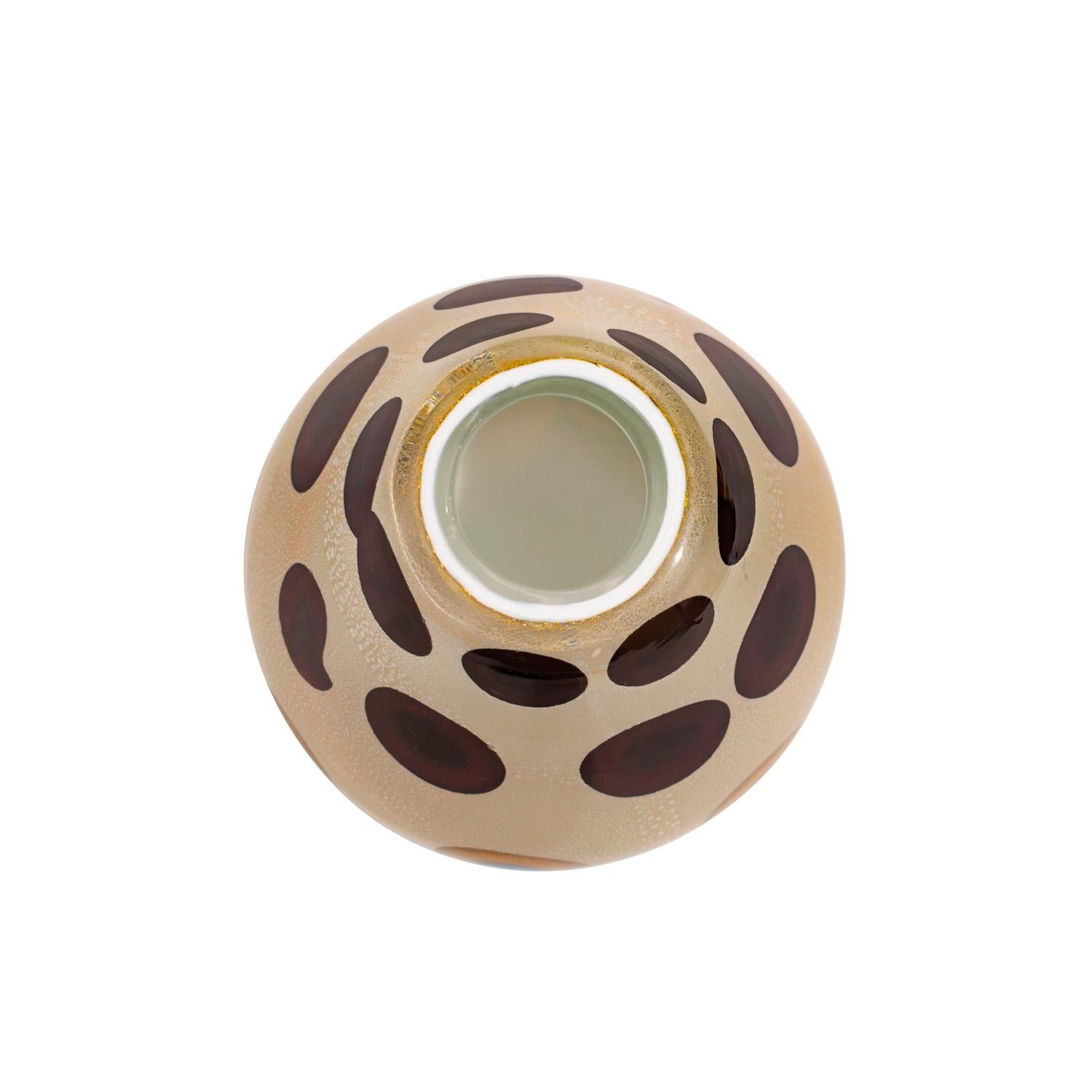 Hand-Crafted Aldo Nason Hand-Blown Vase in Amber Glass with Murrhines and Silver Foil 1950s For Sale