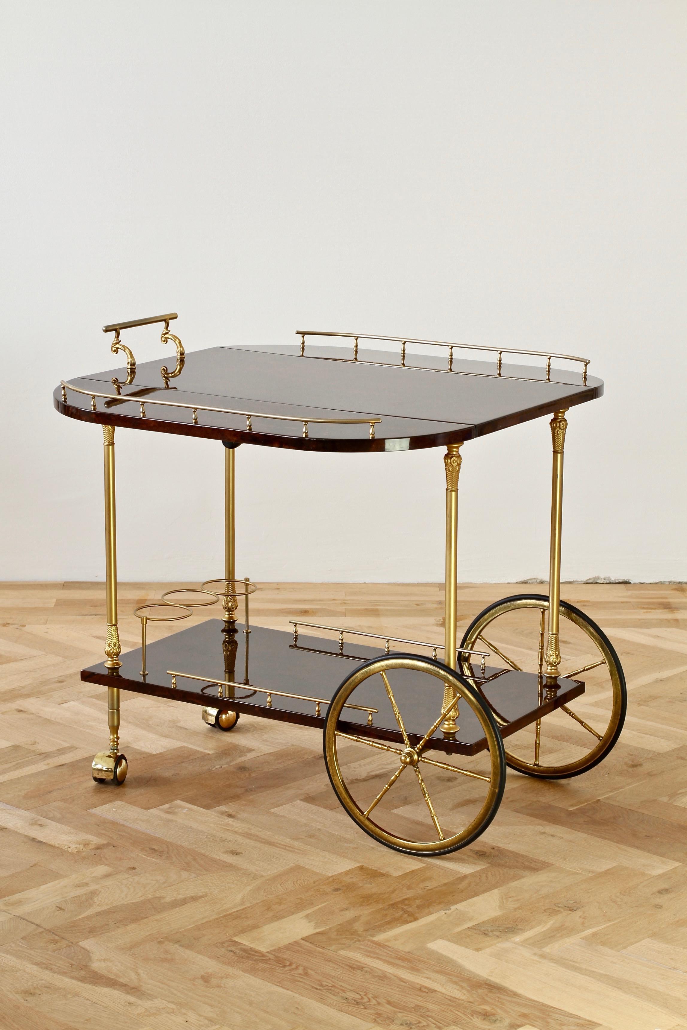 Aldo Tura 1960s Bar Cart, Tea Trolley or Drinks Stand in Brown Italian Leather In Good Condition In Landau an der Isar, Bayern