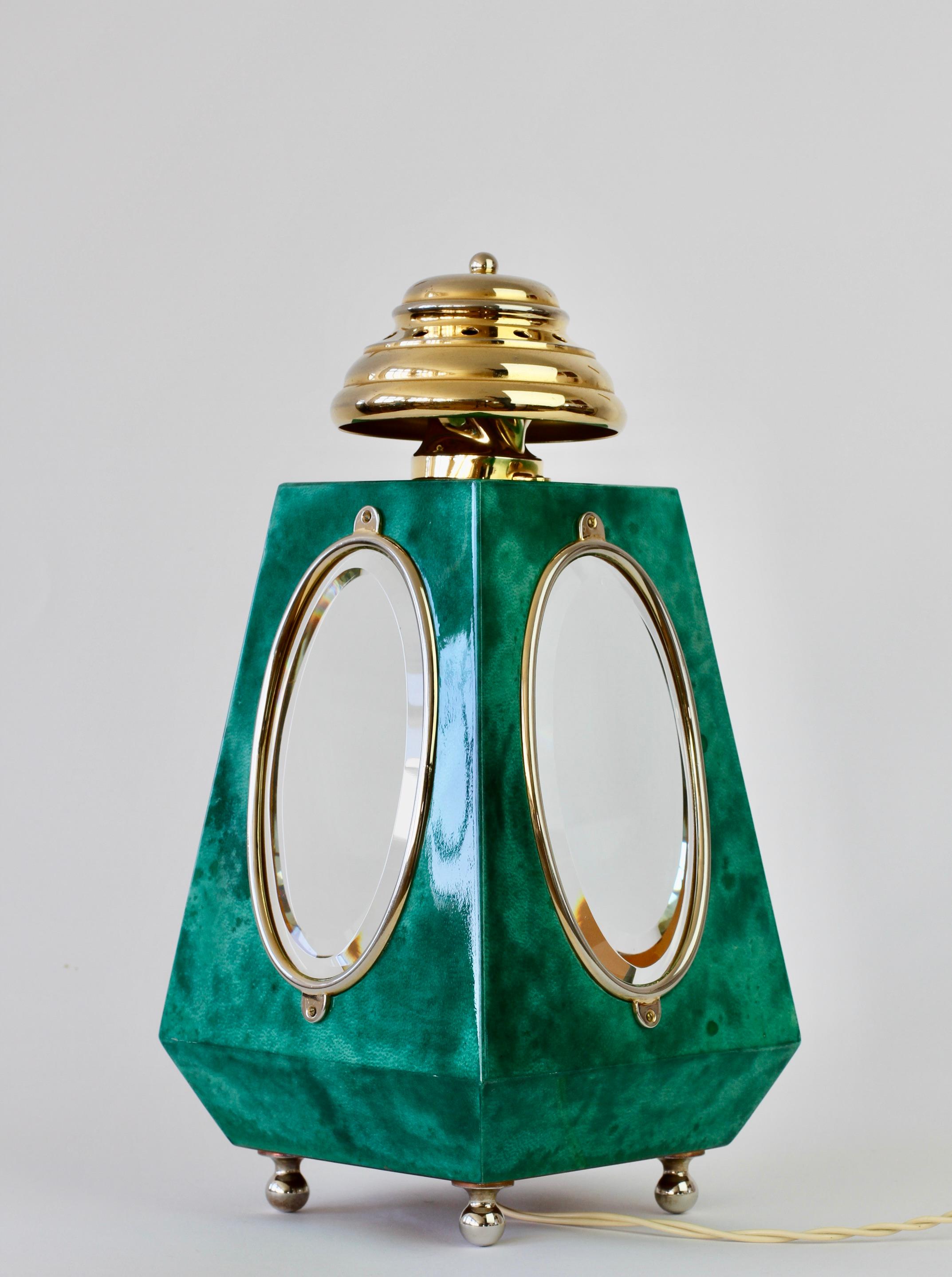 Aldo Tura 1960s Midcentury Table Lamp / Lantern in Green Italian Goatskin 6