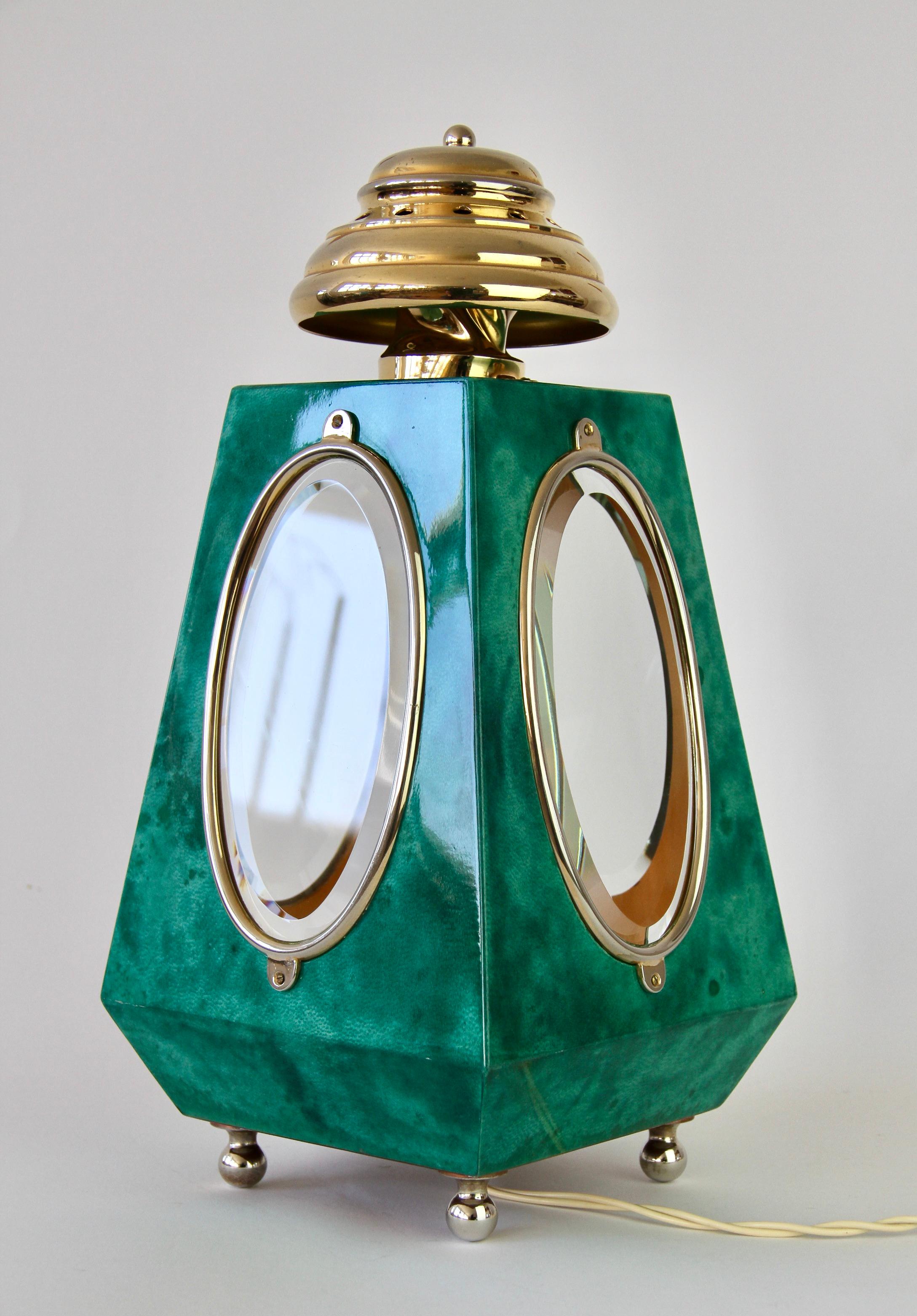 Aldo Tura 1960s Midcentury Table Lamp / Lantern in Green Italian Goatskin 8
