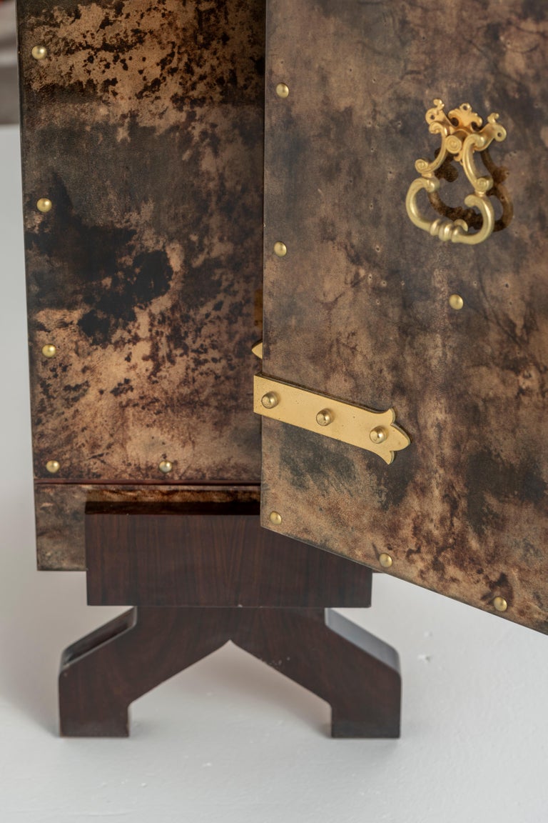 Aldo Tura Bar Cabinet in Tortoise Goatskin with Bronze Hardware For Sale 2