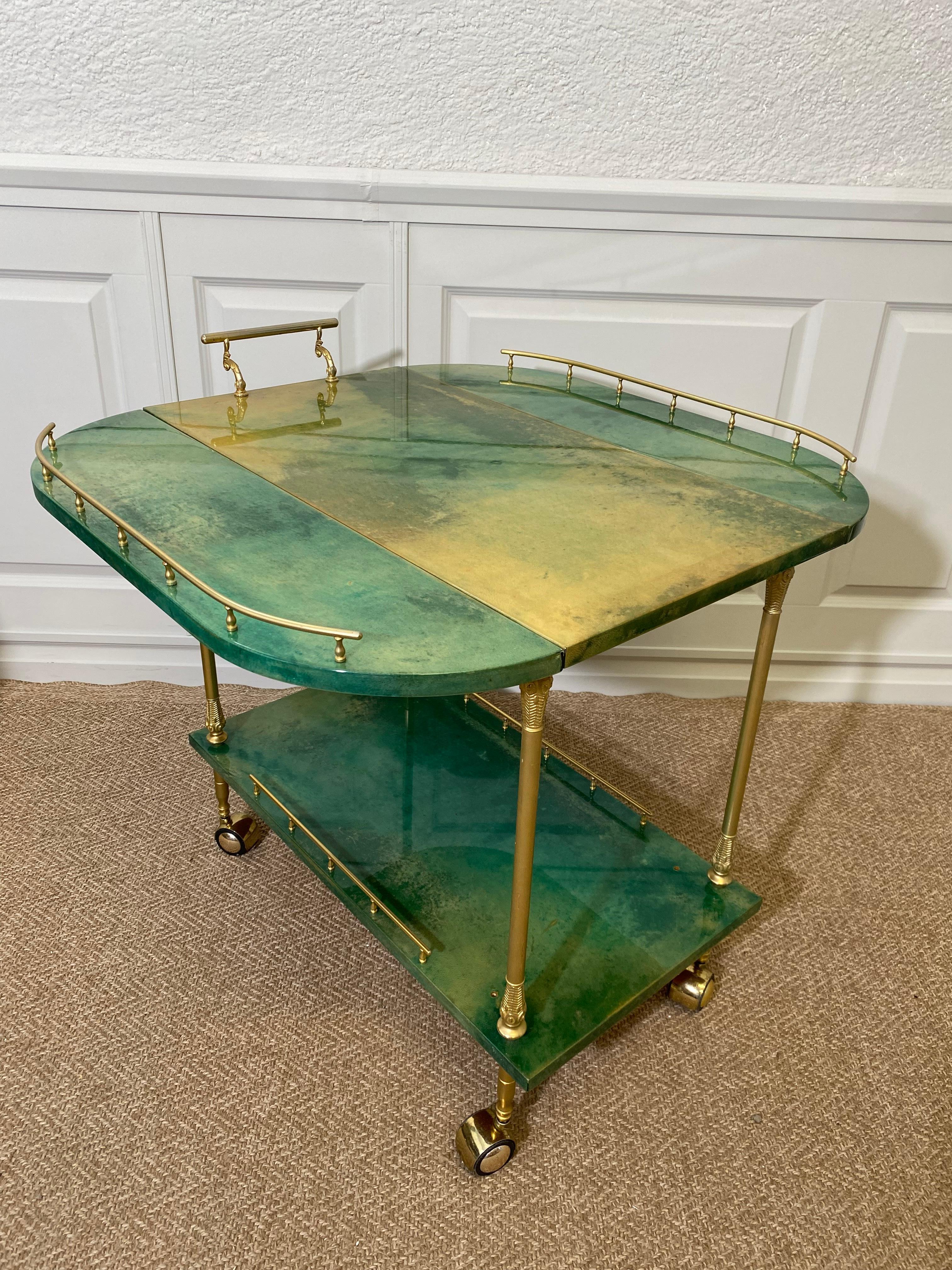 Lacquered ALDO TURA Bar Cart in Green with Foldable Sides, Italy, 1960s