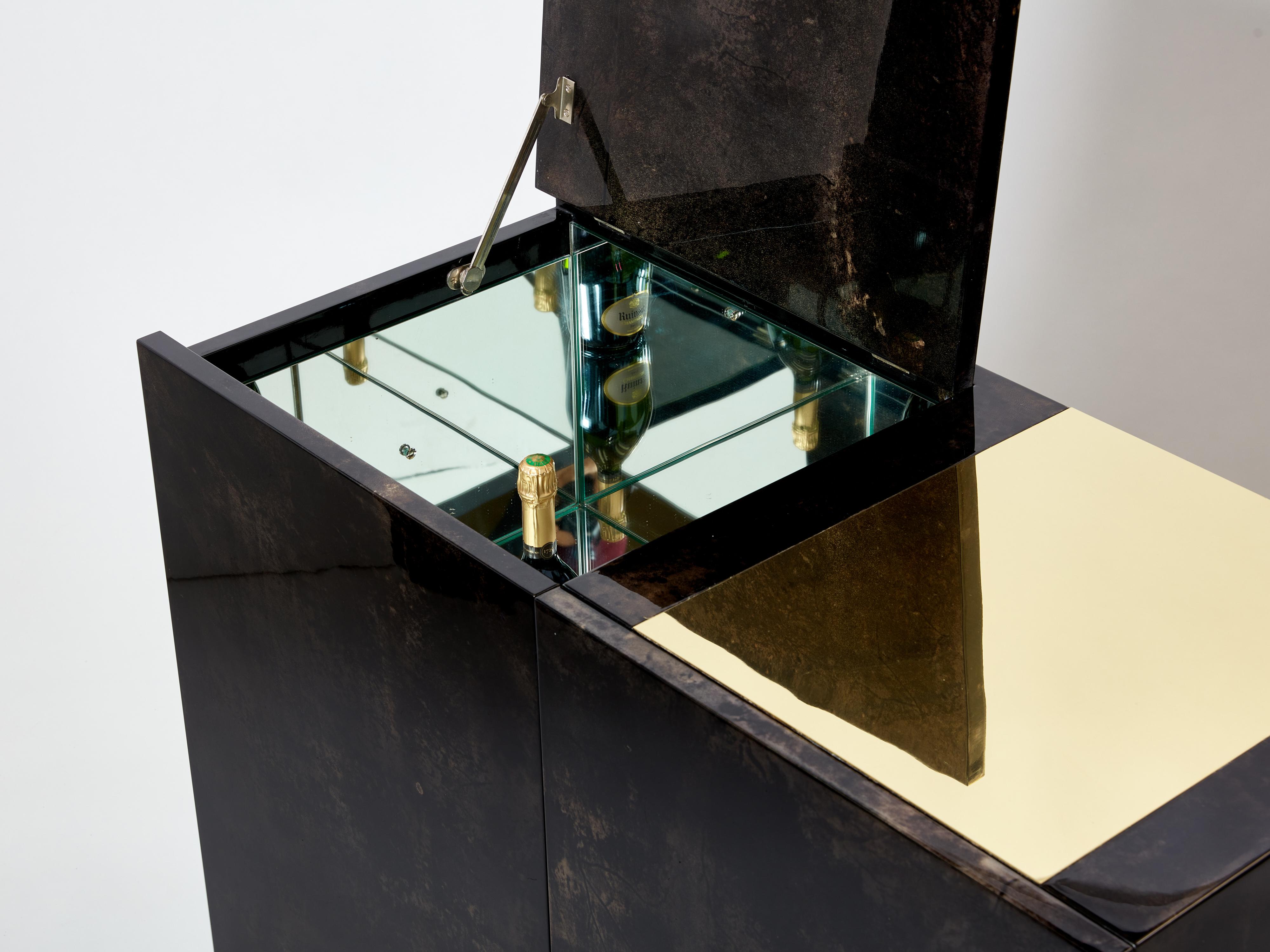 Aldo Tura Brown Goatskin Parchment Brass Cabinet Bar, 1960s In Good Condition In Paris, IDF