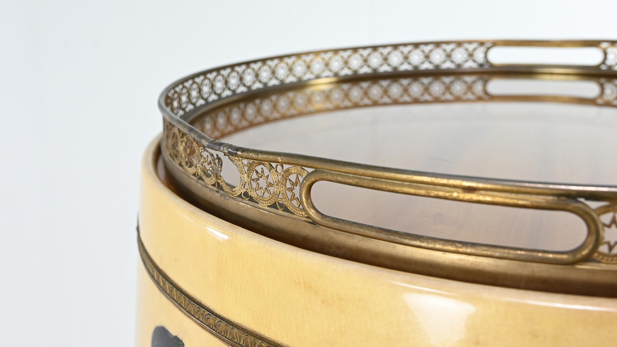 Aldo Tura, Calice Dry Bar in Lacquered Goatskin. Italy, C.1950 For Sale 3