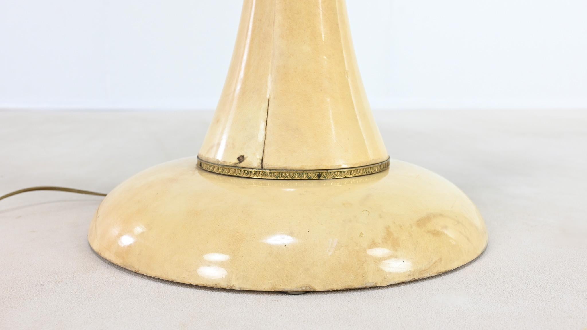Aldo Tura, Calice Dry Bar in Lacquered Goatskin. Italy, C.1950 For Sale 4