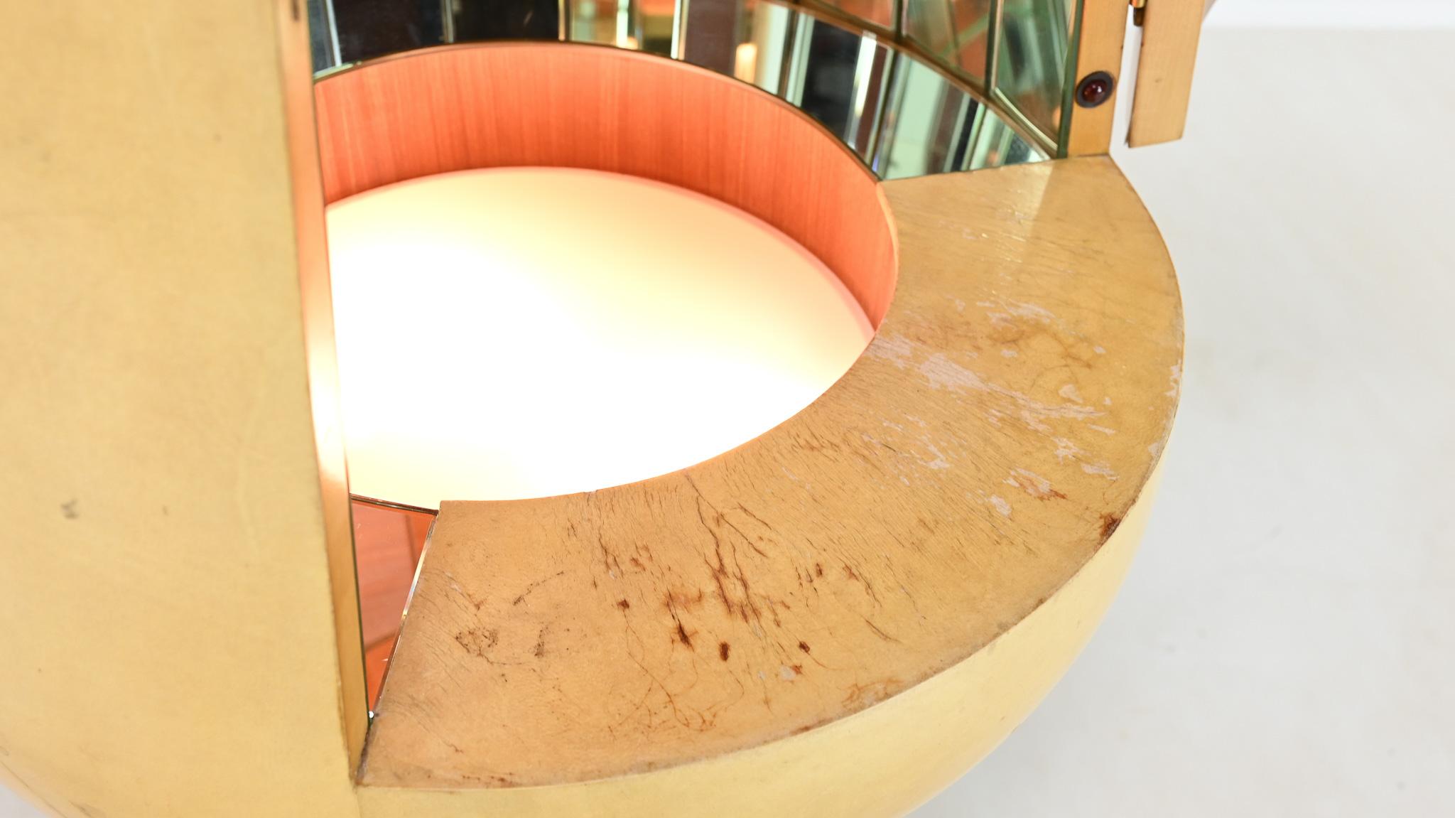 Aldo Tura, Calice Dry Bar in Lacquered Goatskin. Italy, C.1950 For Sale 8