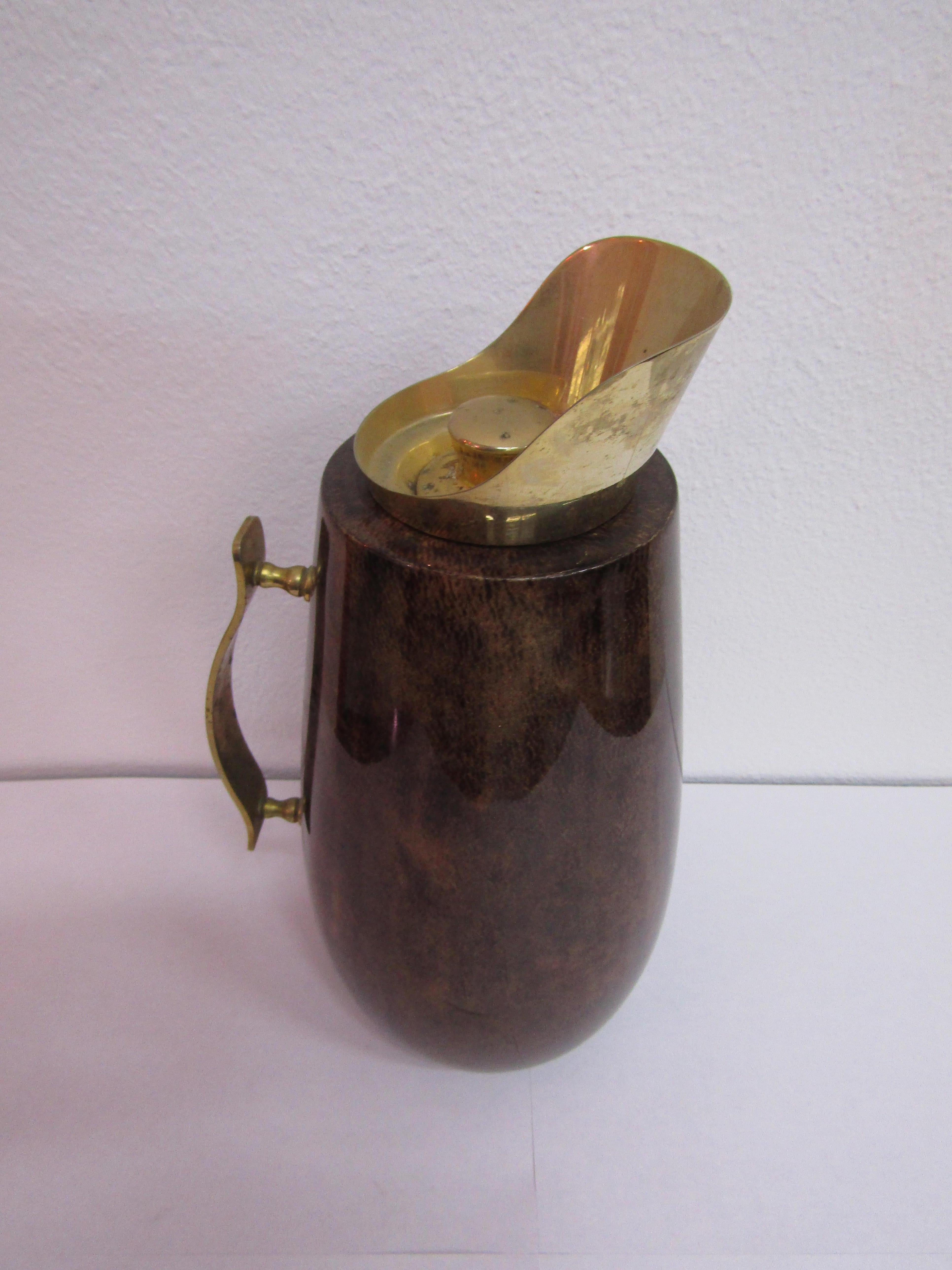 Parchment wood carafe with brass  created in Italy by Aldo Tura midcentury For Sale 7