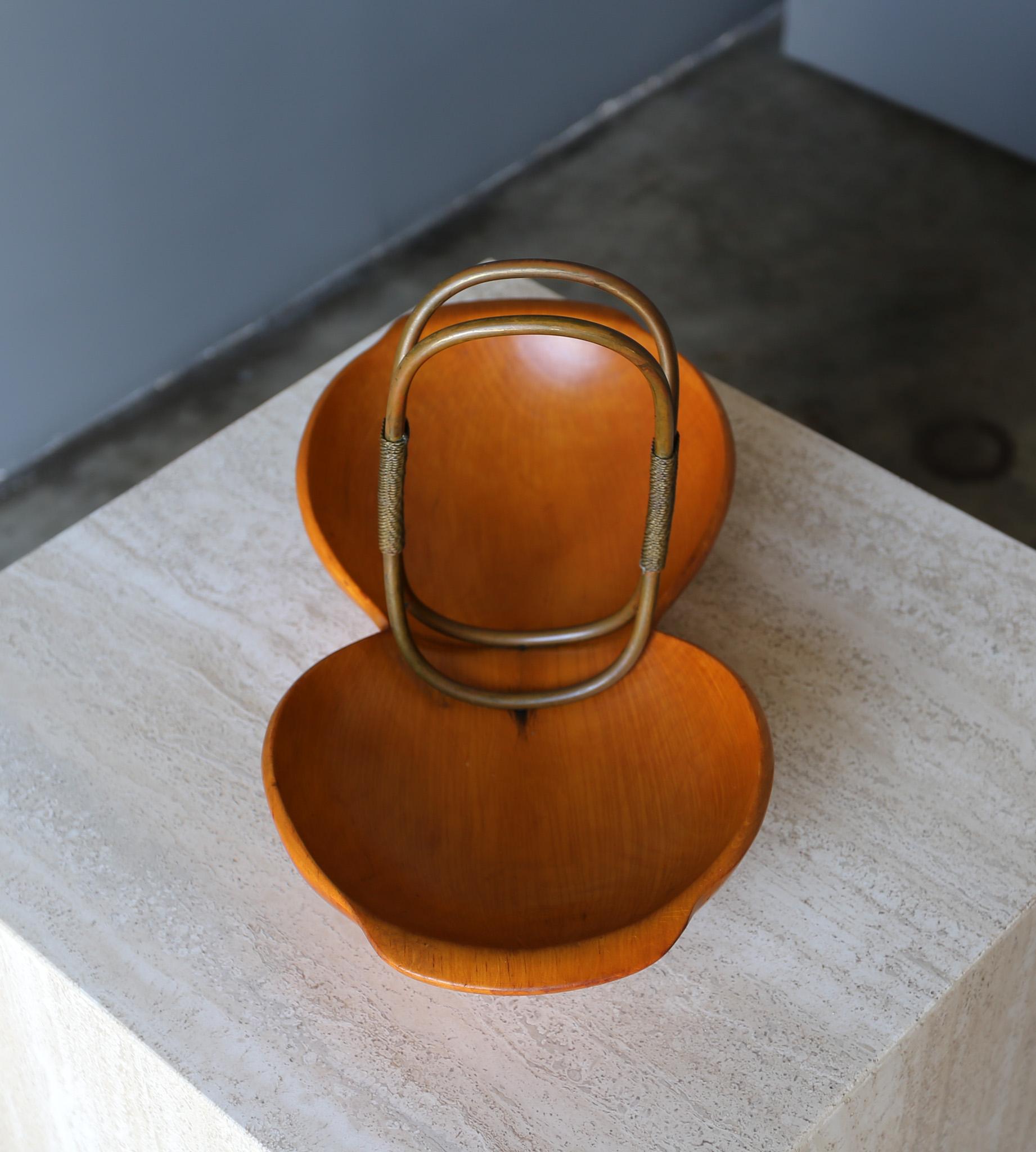 20th Century Aldo Tura Carved Walnut Wood & Brass Bowl for Macabo, Italy, c.1970 For Sale