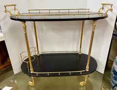 Aldo Tura Chariot de bar à roulettes à deux niveaux en laiton Chariot de bar fabriqué en Italie