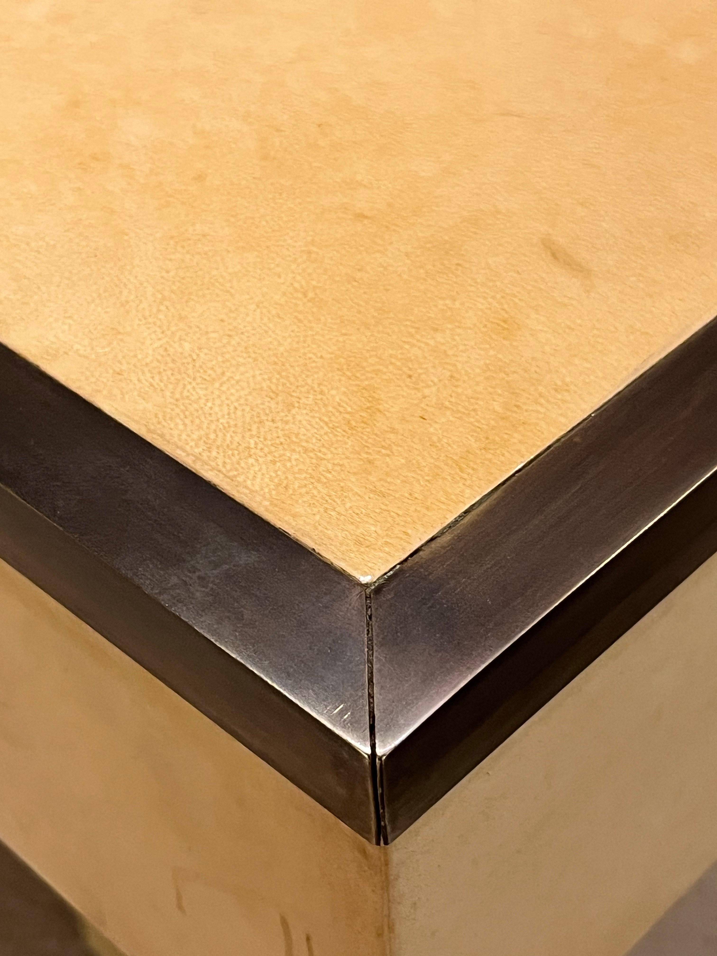 Aldo Tura Desk Goatskin Desk , Italy 1çèà For Sale 7