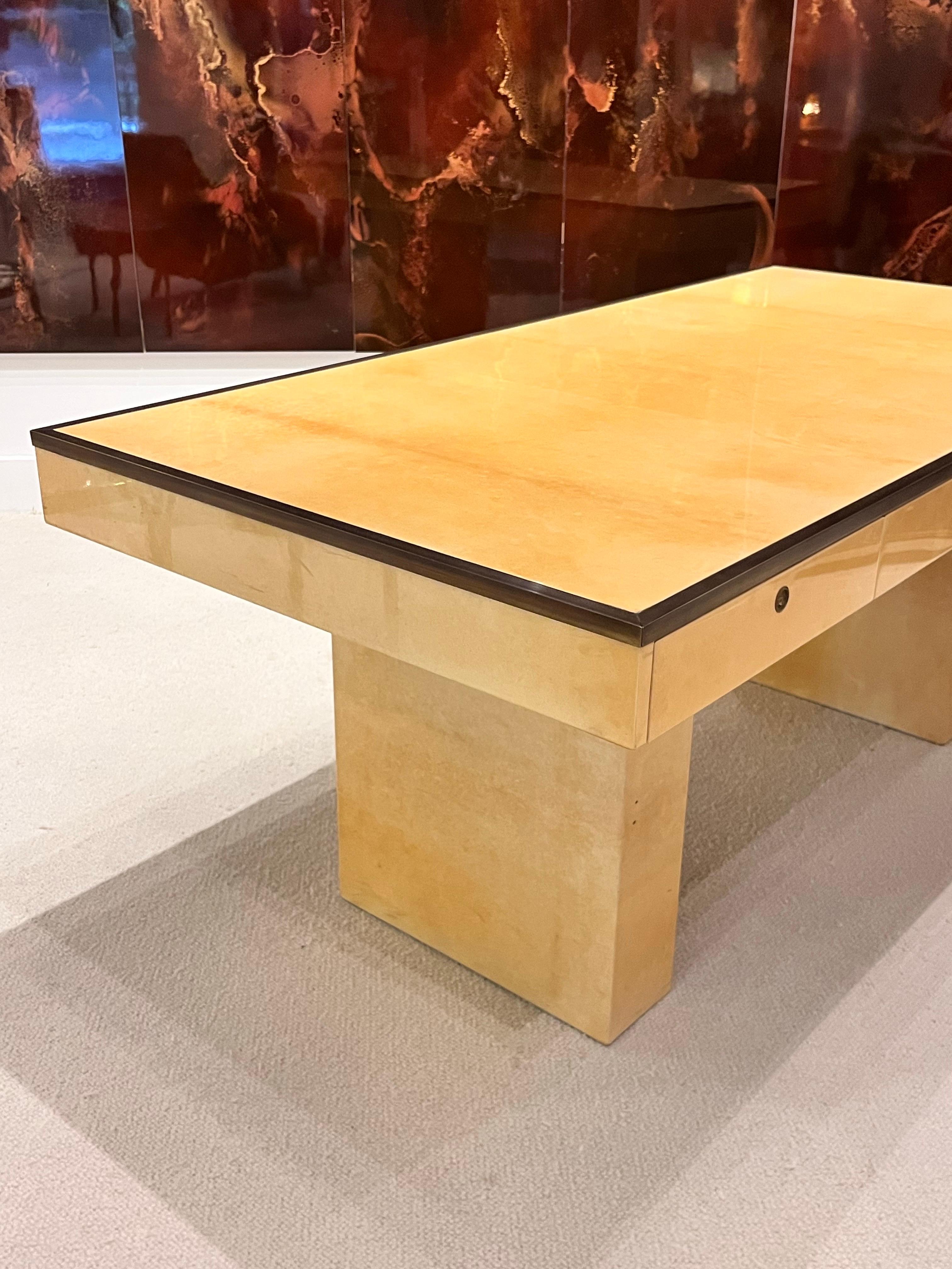 Aldo Tura Desk Goatskin Desk , Italy 1çèà For Sale 1