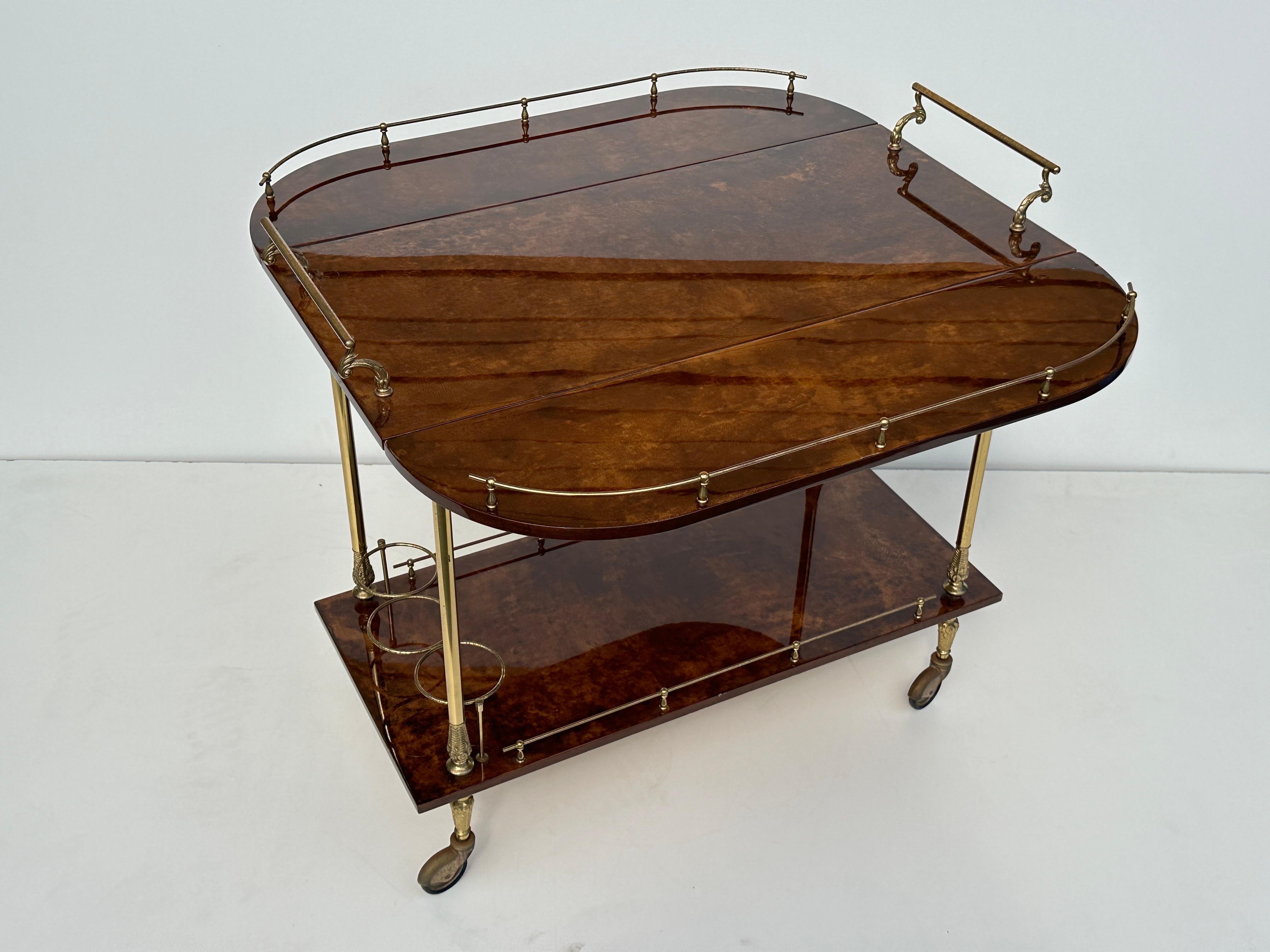 Hollywood Regency Chariot de bar à abattant Aldo Tura en vente
