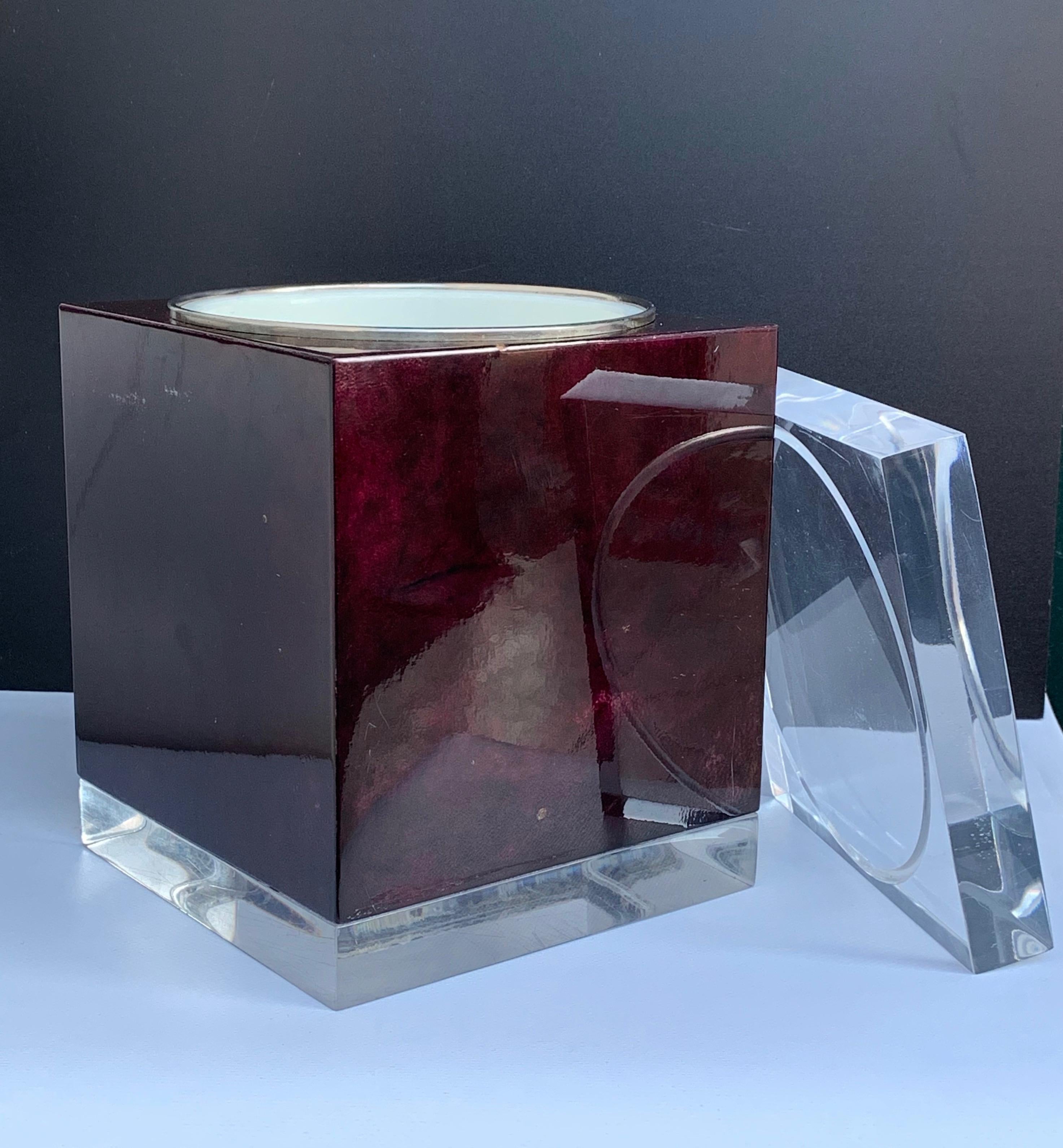 Aldo Tura for Ice Bucket in Wood and Lucite Covered in Goatskin, Italy 1970s For Sale 2