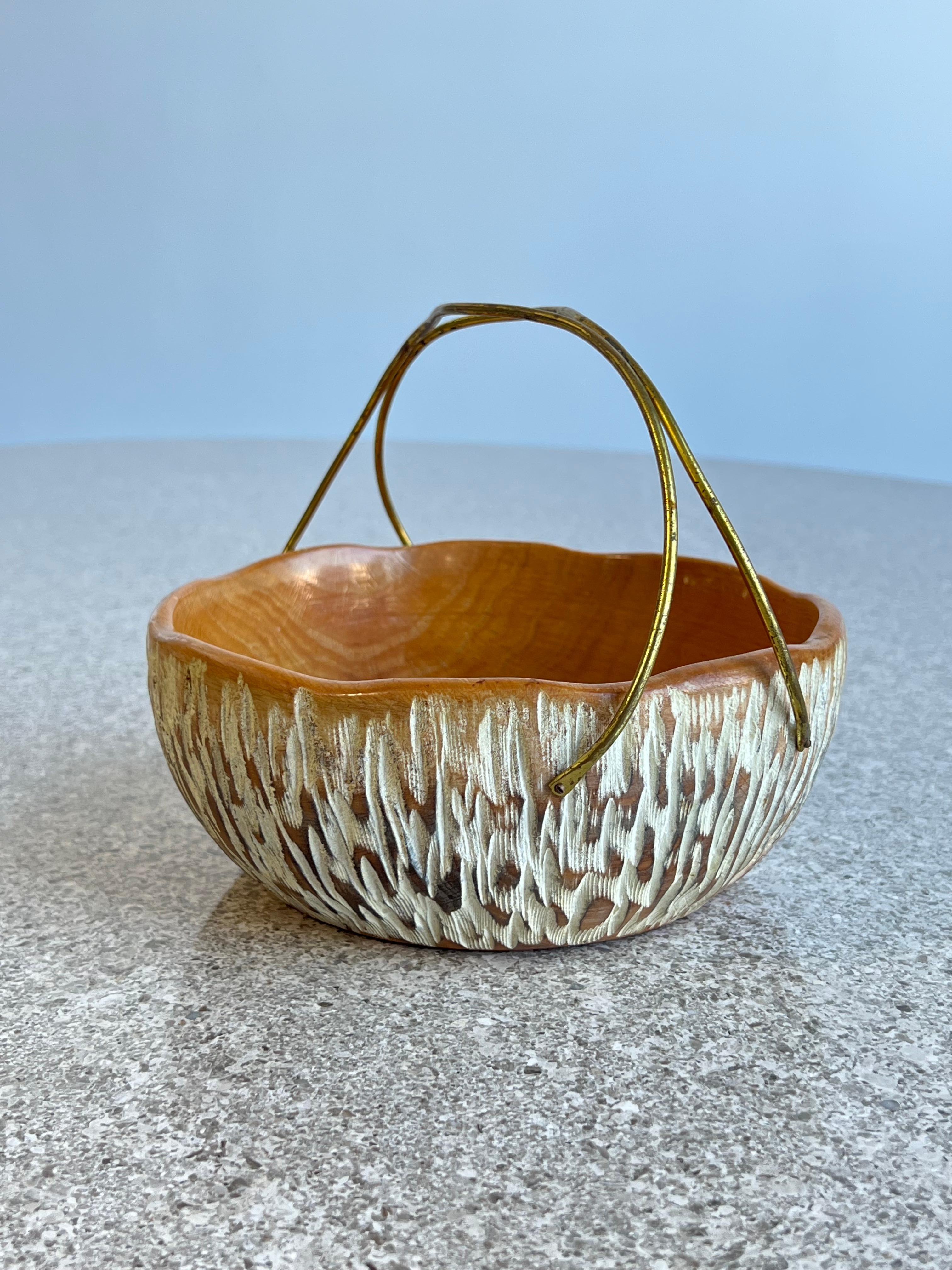 Aldo Tura for Macabo walnut basket centrepiece hand carved wood and brass, Italy, 1950s.
  