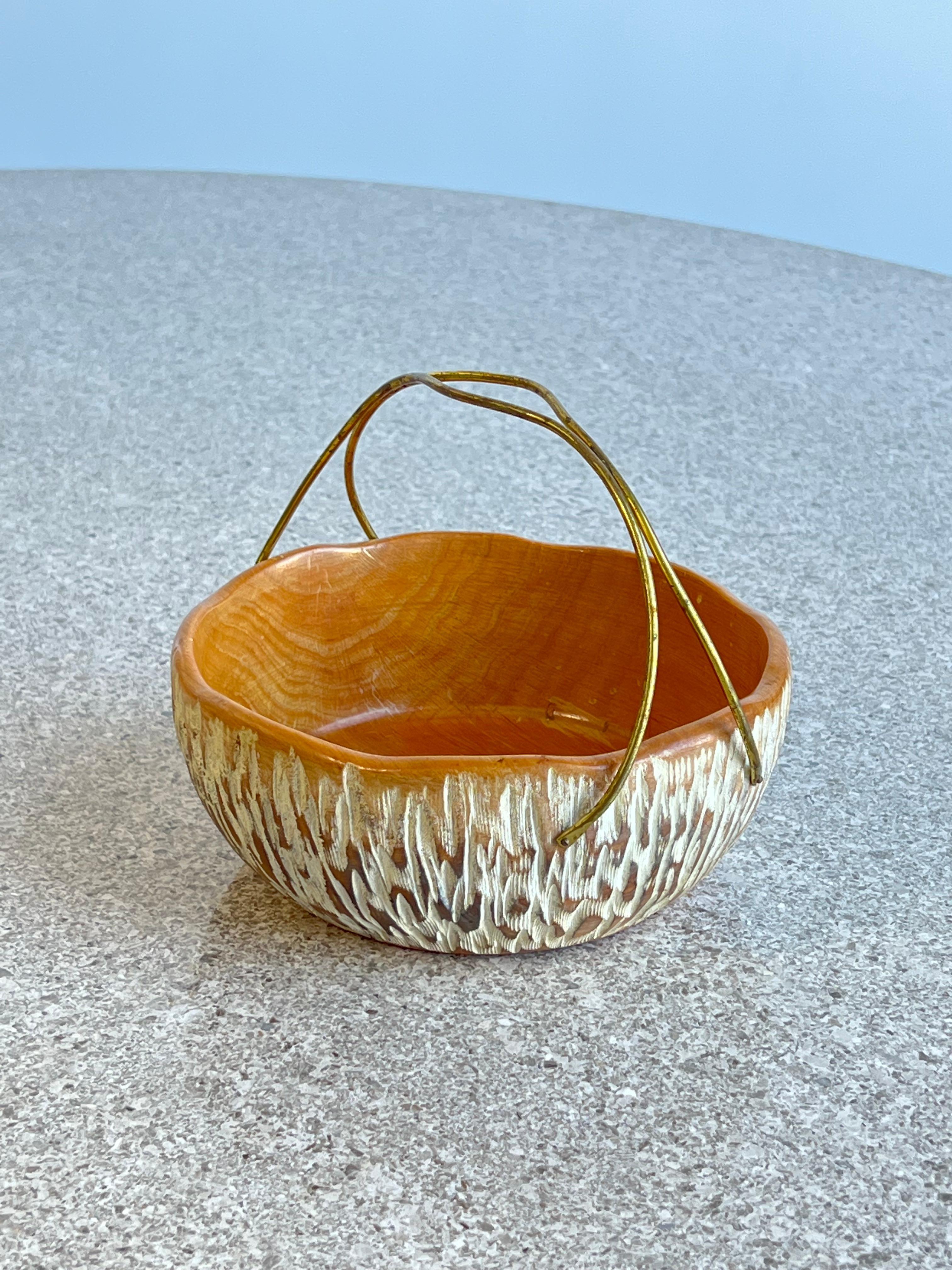 Mid-Century Modern Aldo Tura for Macabo Cusano Carved Bowl For Sale