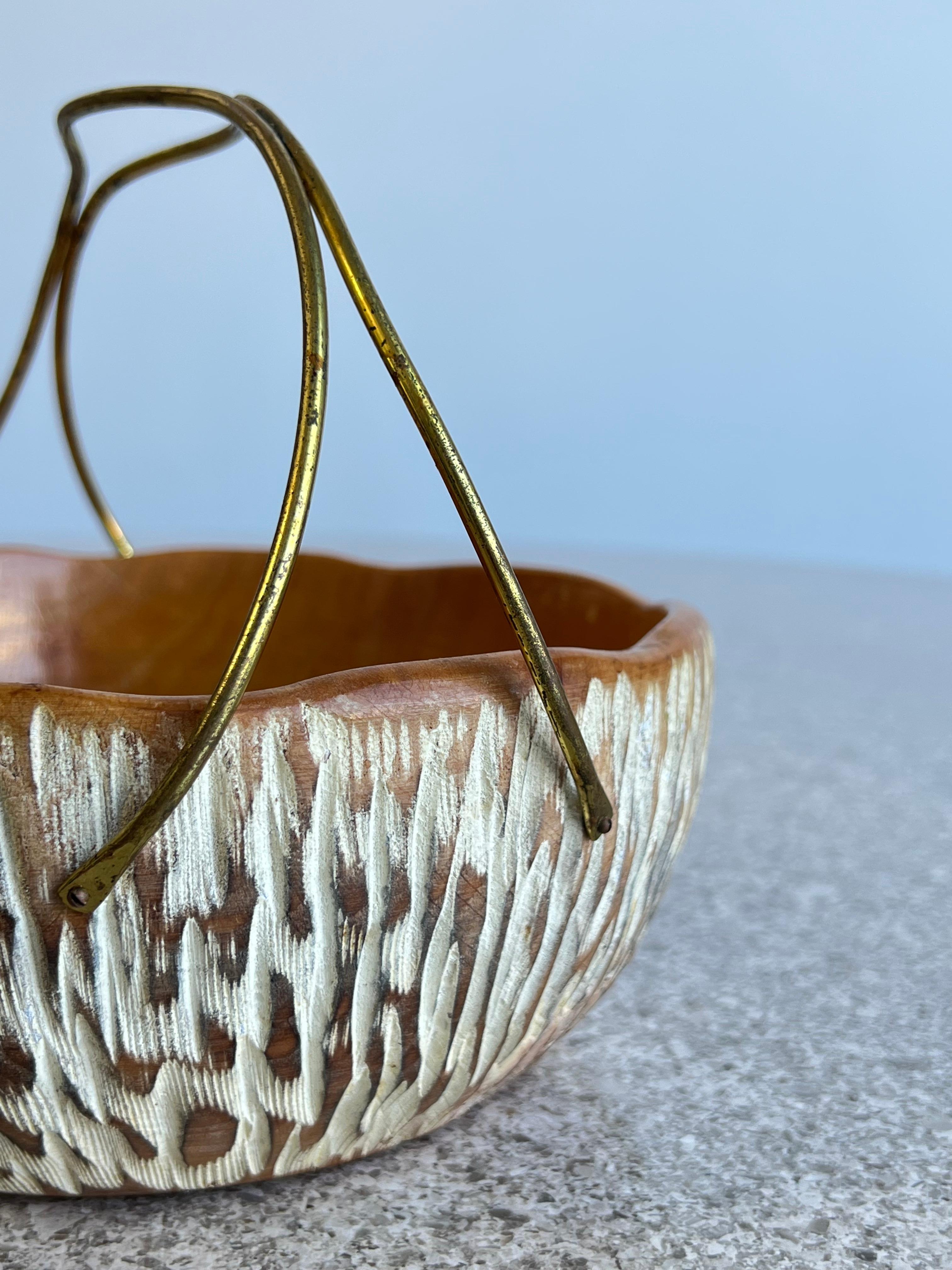 Aldo Tura for Macabo Cusano Carved Bowl In Good Condition For Sale In Byron Bay, NSW