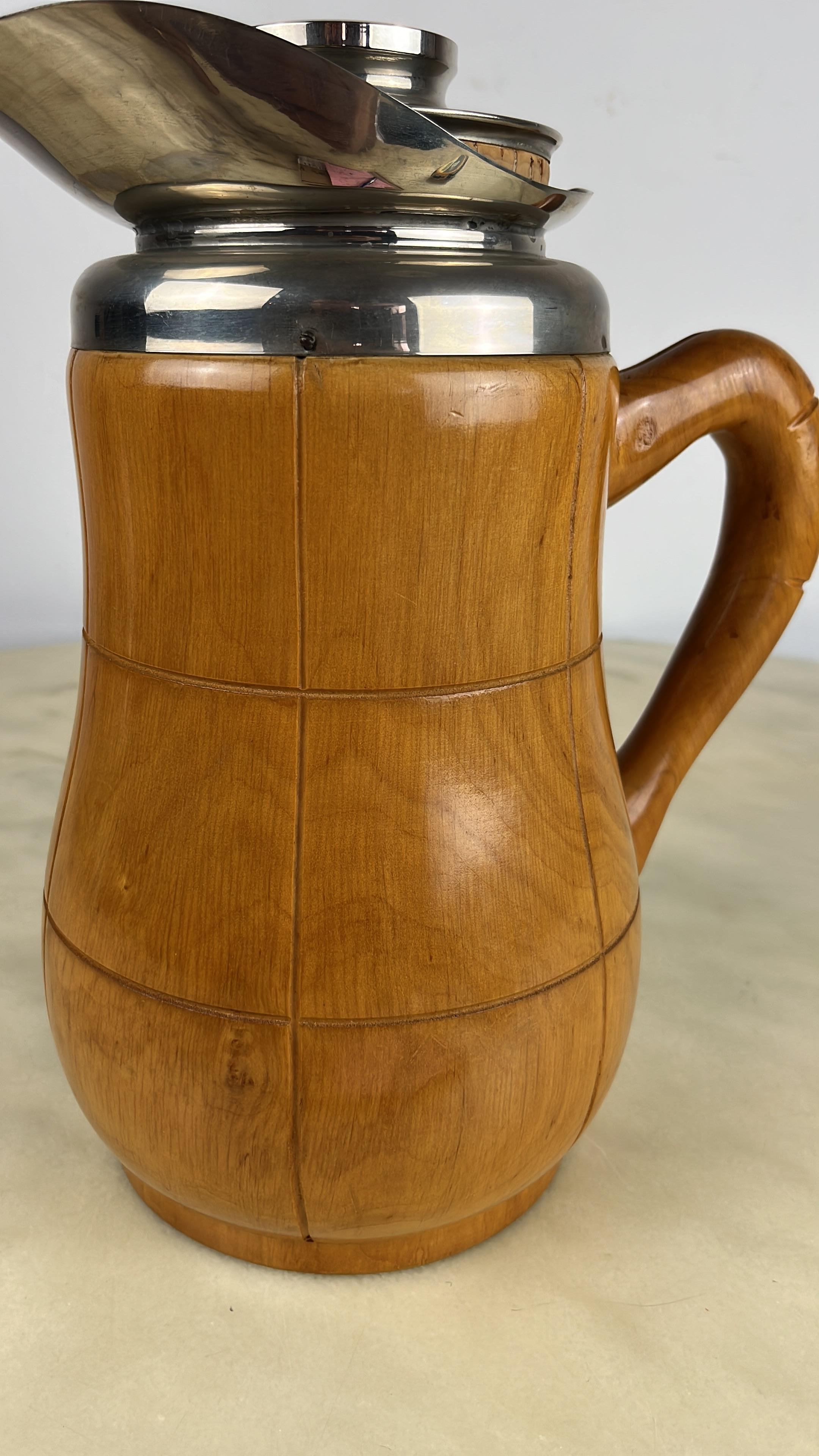 Aldo Tura for Macabo Milano Mid-Century  Thermos Decanter in walnut wood 1950s For Sale 3