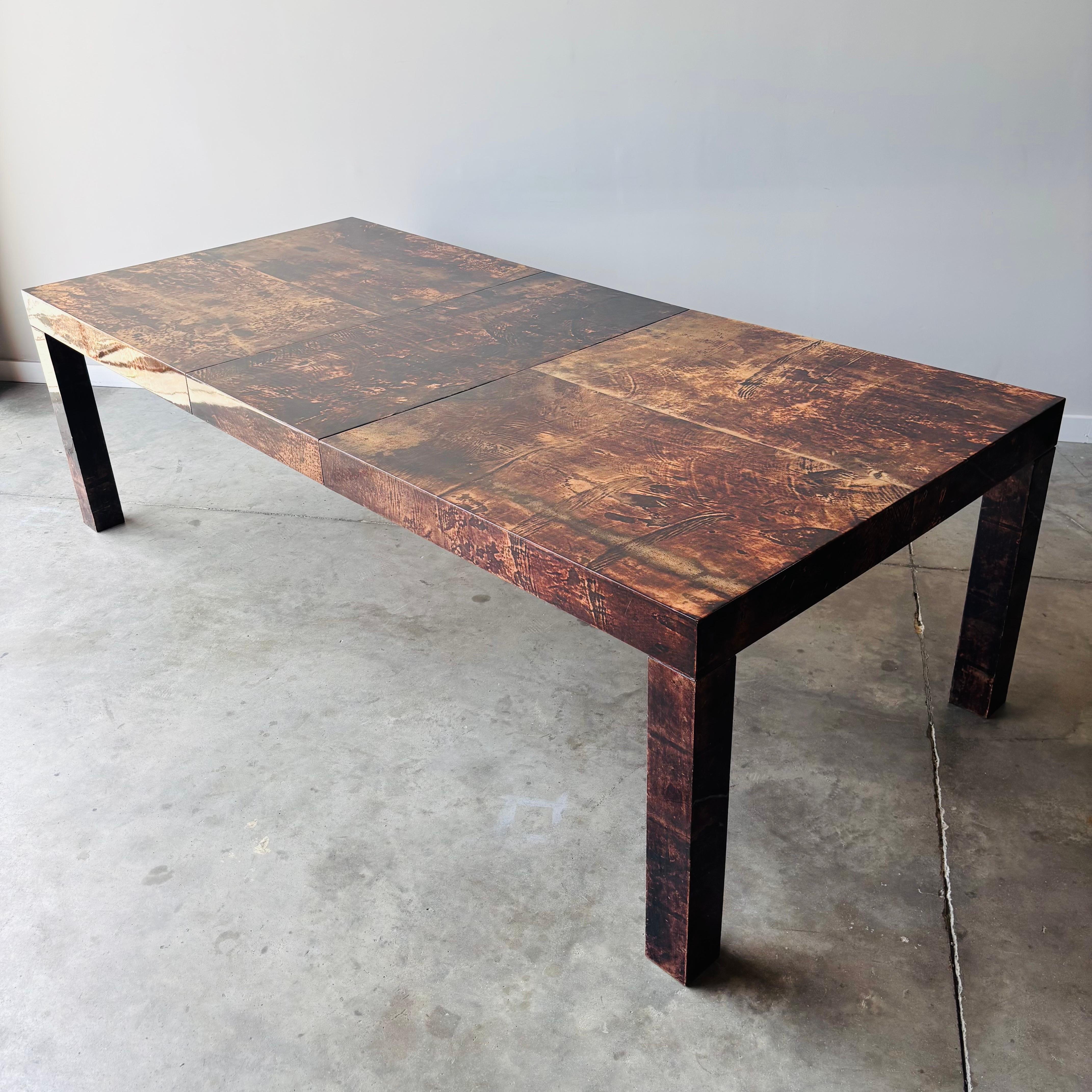 Mesa de comedor de piel de cabra Aldo Tura, Milán, años 60 Piel de cabra en venta