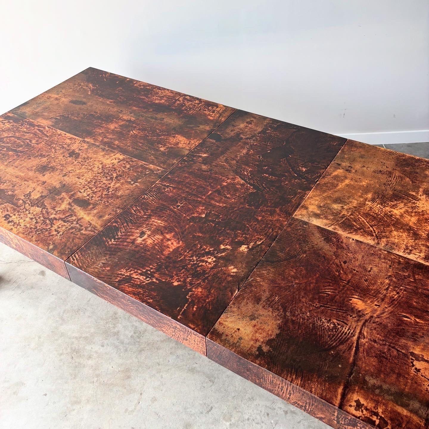 Mesa de comedor de piel de cabra Aldo Tura, Milán, años 60 en venta 1
