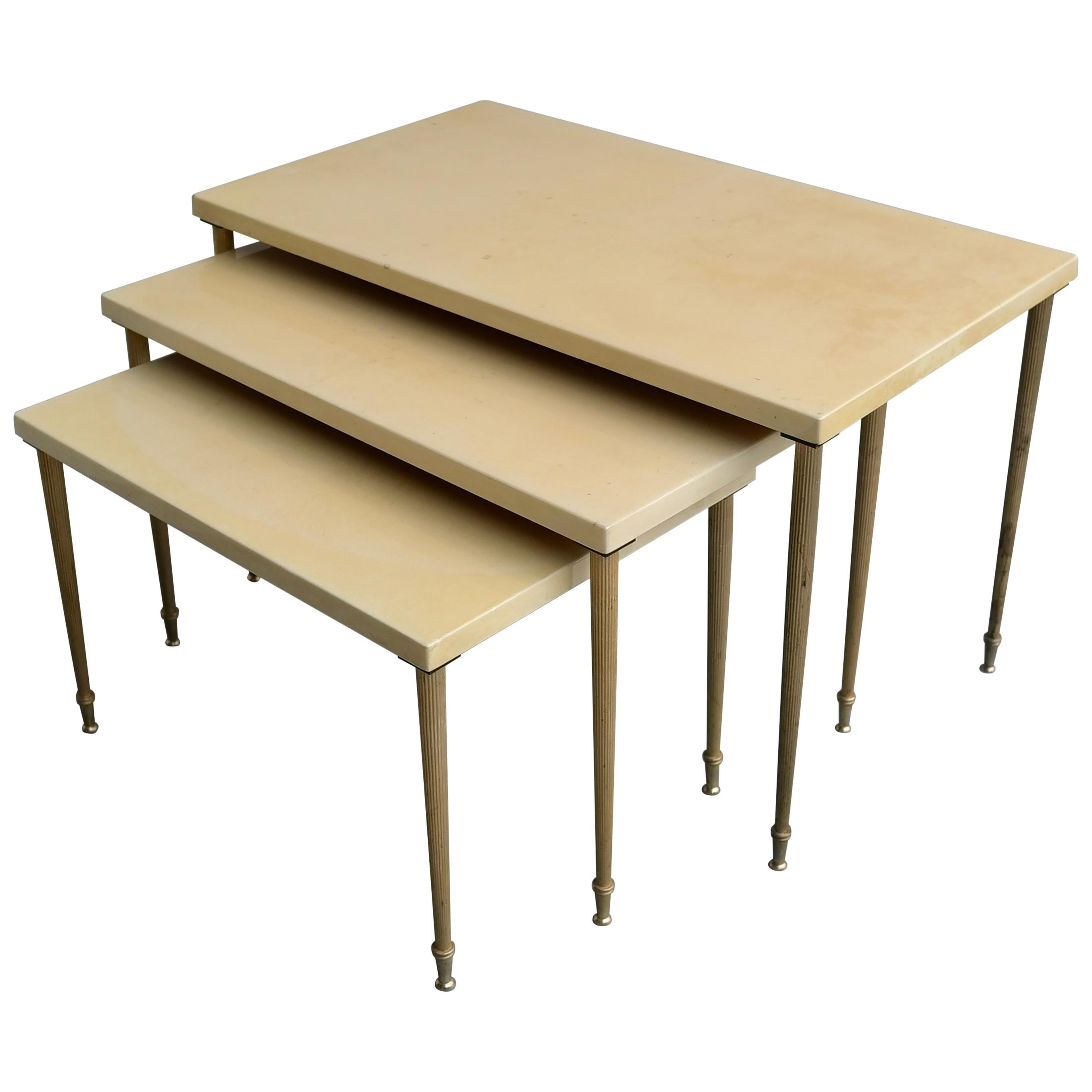 Nesting Tables aus Ziegenleder in elfenbeinfarbenem Crème von Aldo Tura, Italien, 1950er Jahre