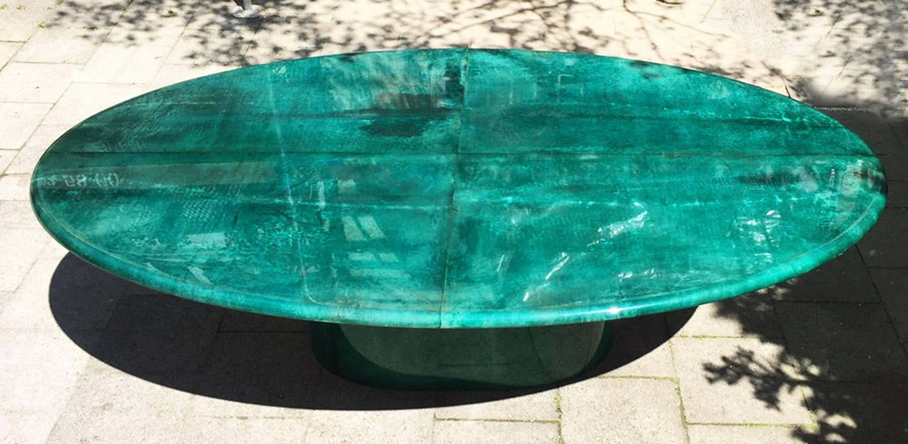 Gorgeous Aldo Tura dining or conference table in deep green goatskin in excellent condition, Italy, 1970s.
Measures: 220 x 130 x 76 cm.