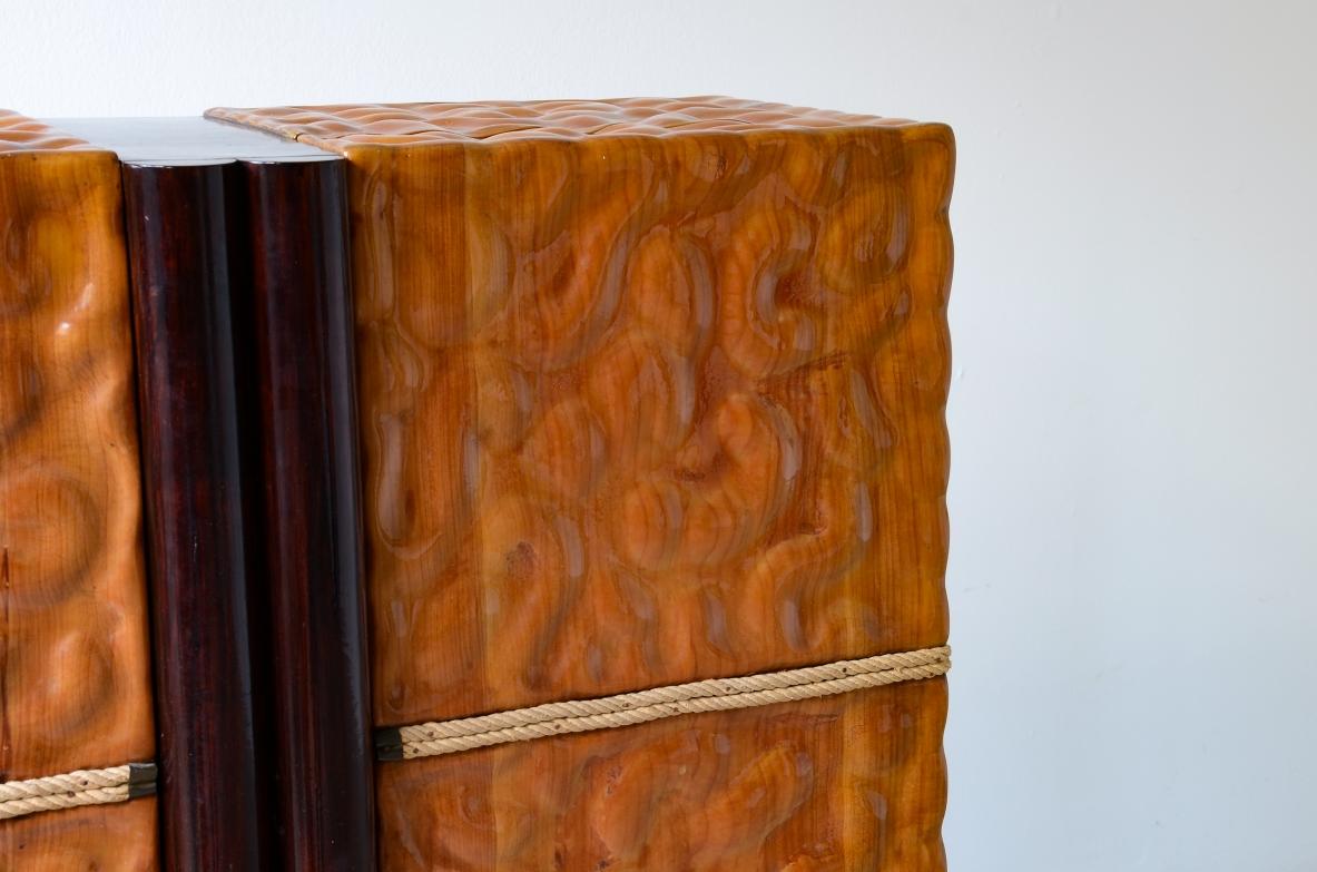 Aldo Tura hand-carved lime wood bar cabinet. in vendita 1