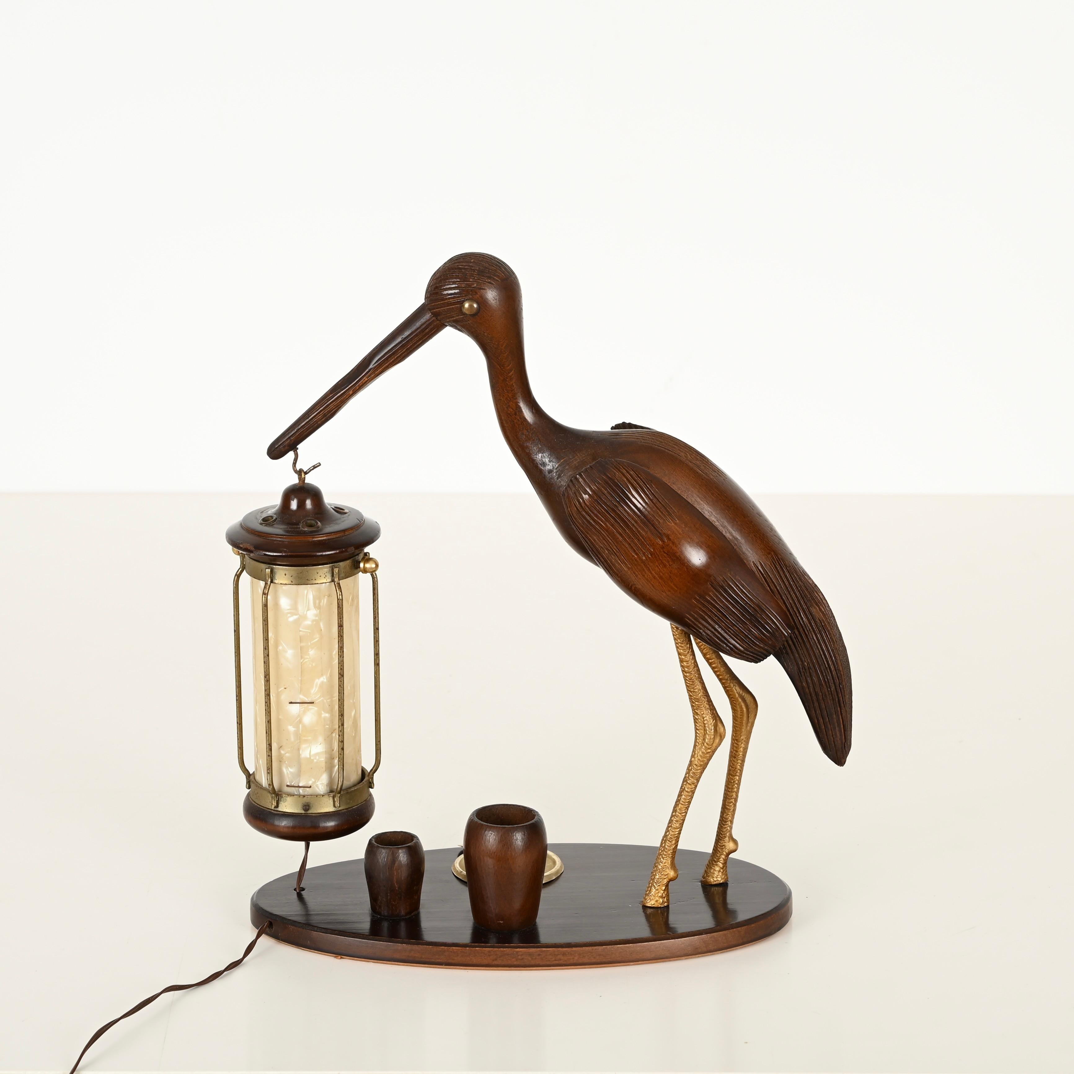 Aldo Tura Reiherlampe aus geschnitztem Holz, vergoldete Bronze, Perlmutt, Italien 1950er Jahre (Italienisch) im Angebot