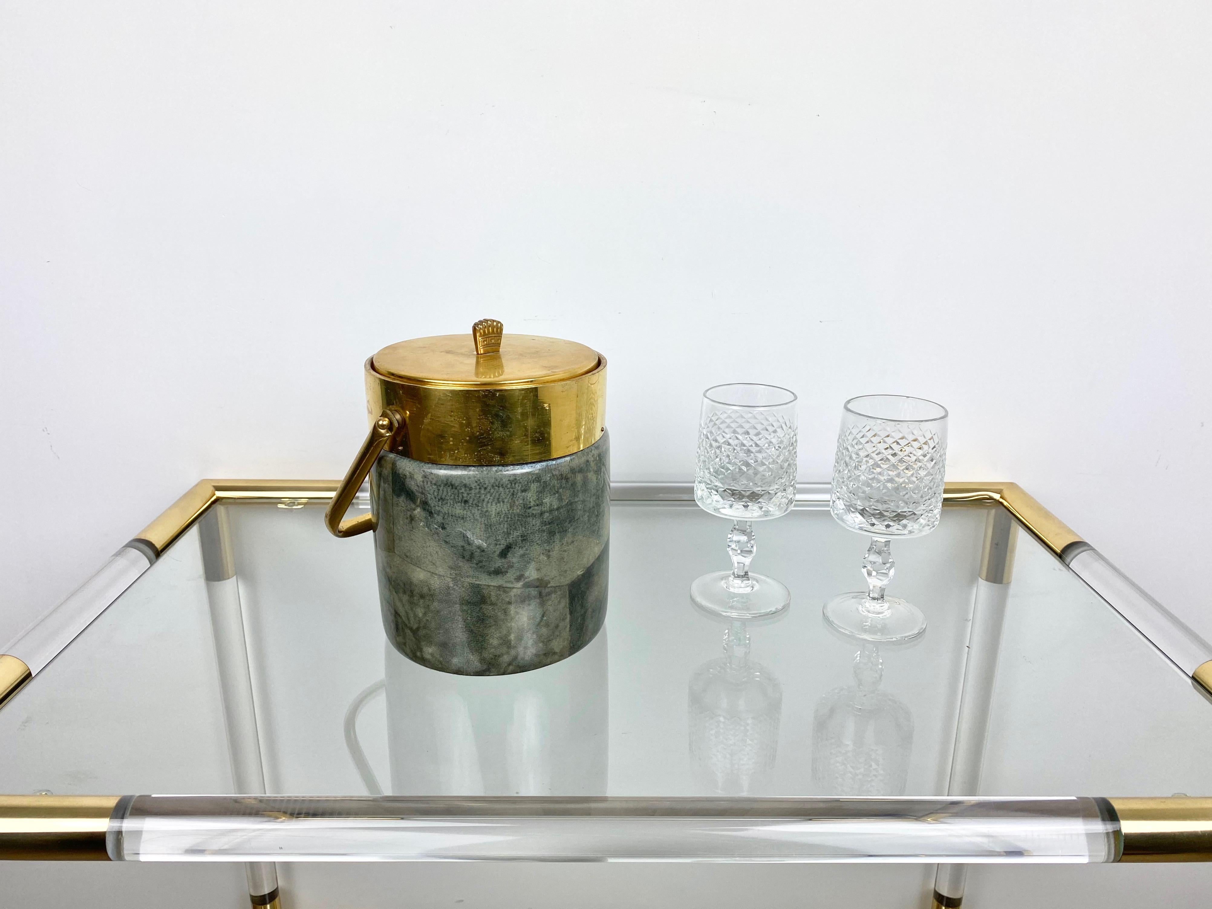 Aldo Tura Ice Bucket in Lacquered Grey Goatskin and Brass, Italy, 1950s In Good Condition In Rome, IT