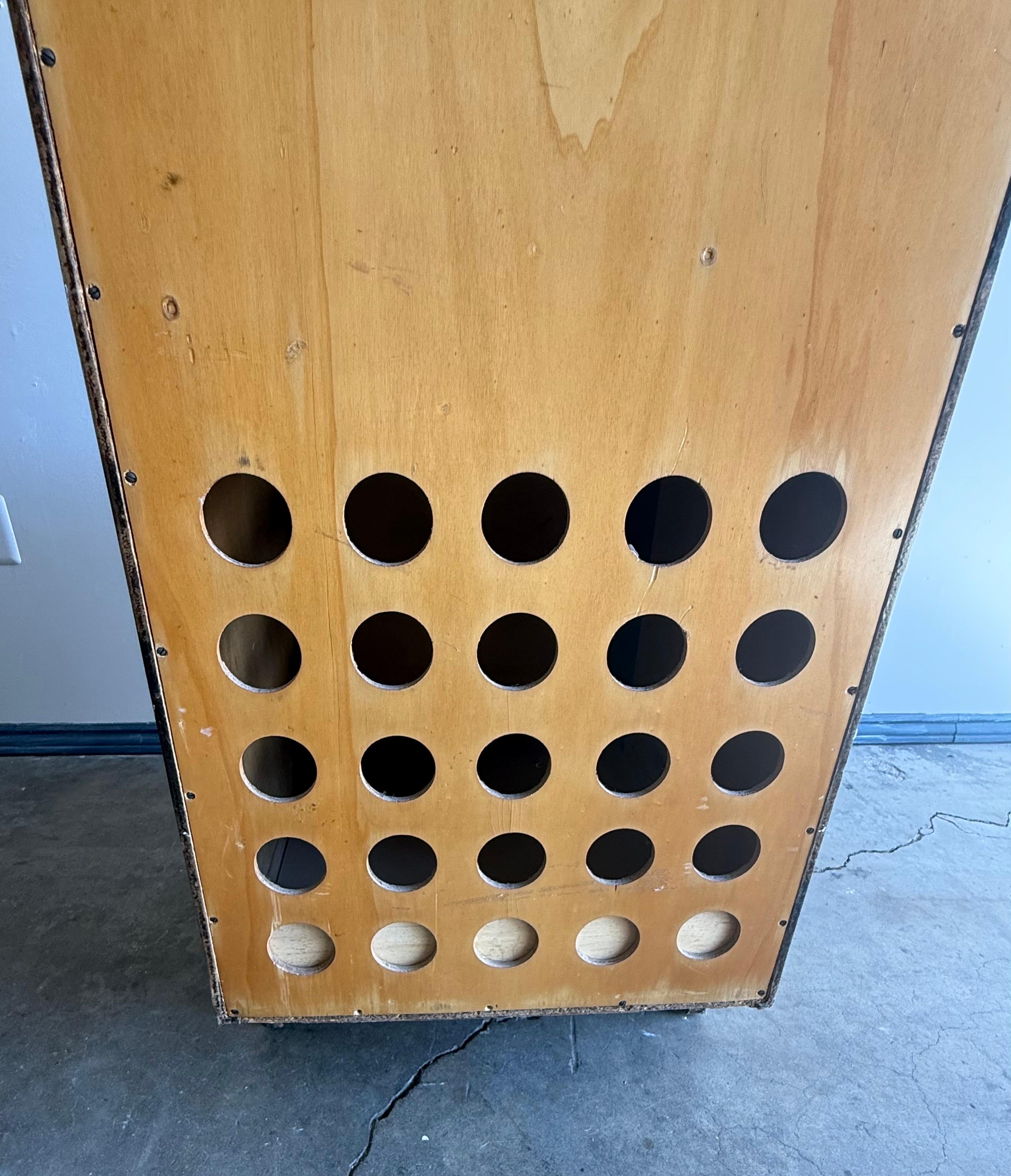 Meuble bar en peau de chèvre laqué Aldo Tura en vente 11