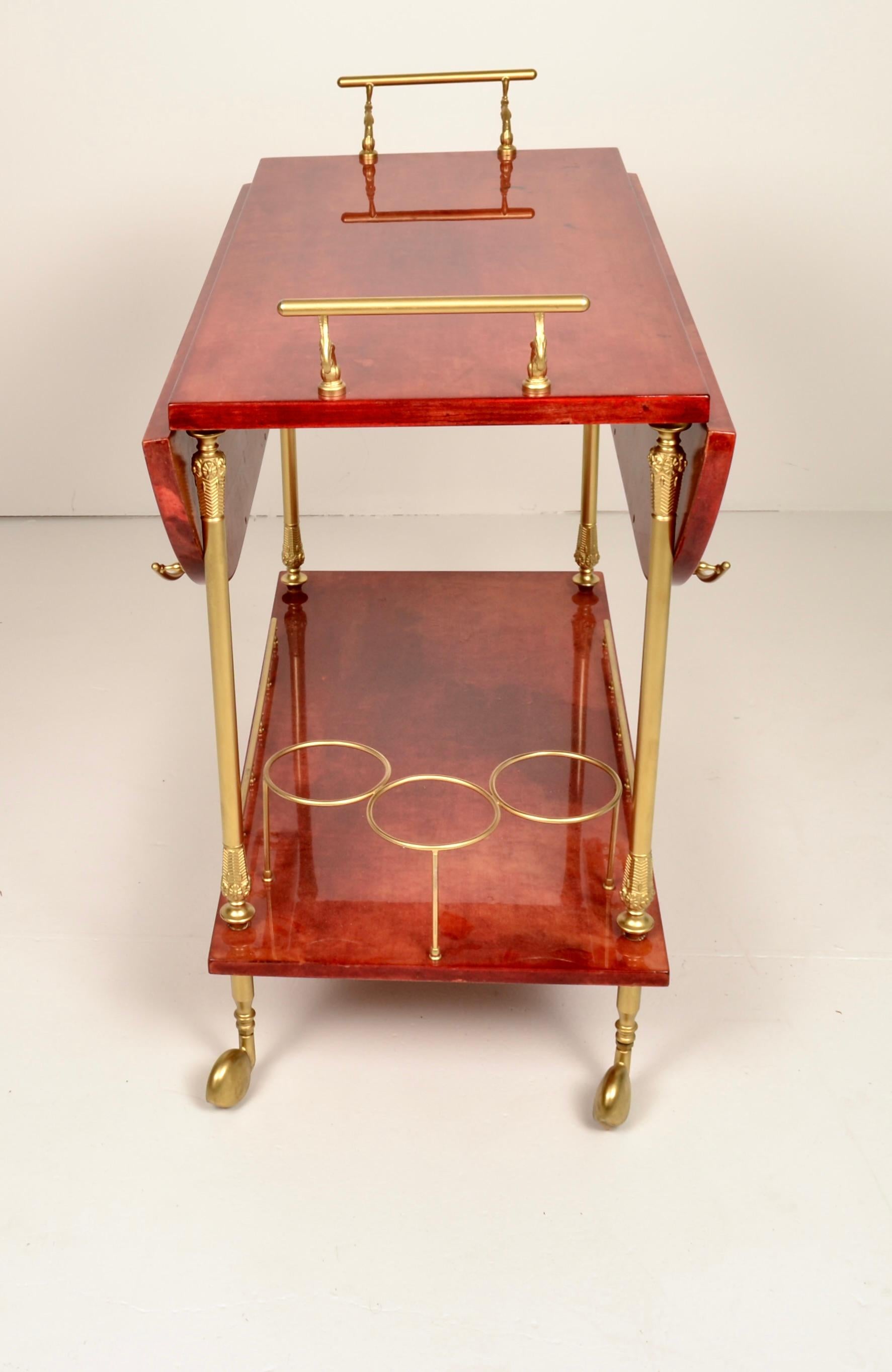 Aldo Tura Lacquered Goat Skin Bar Cart, Italy 1950s In Good Condition For Sale In Norwalk, CT