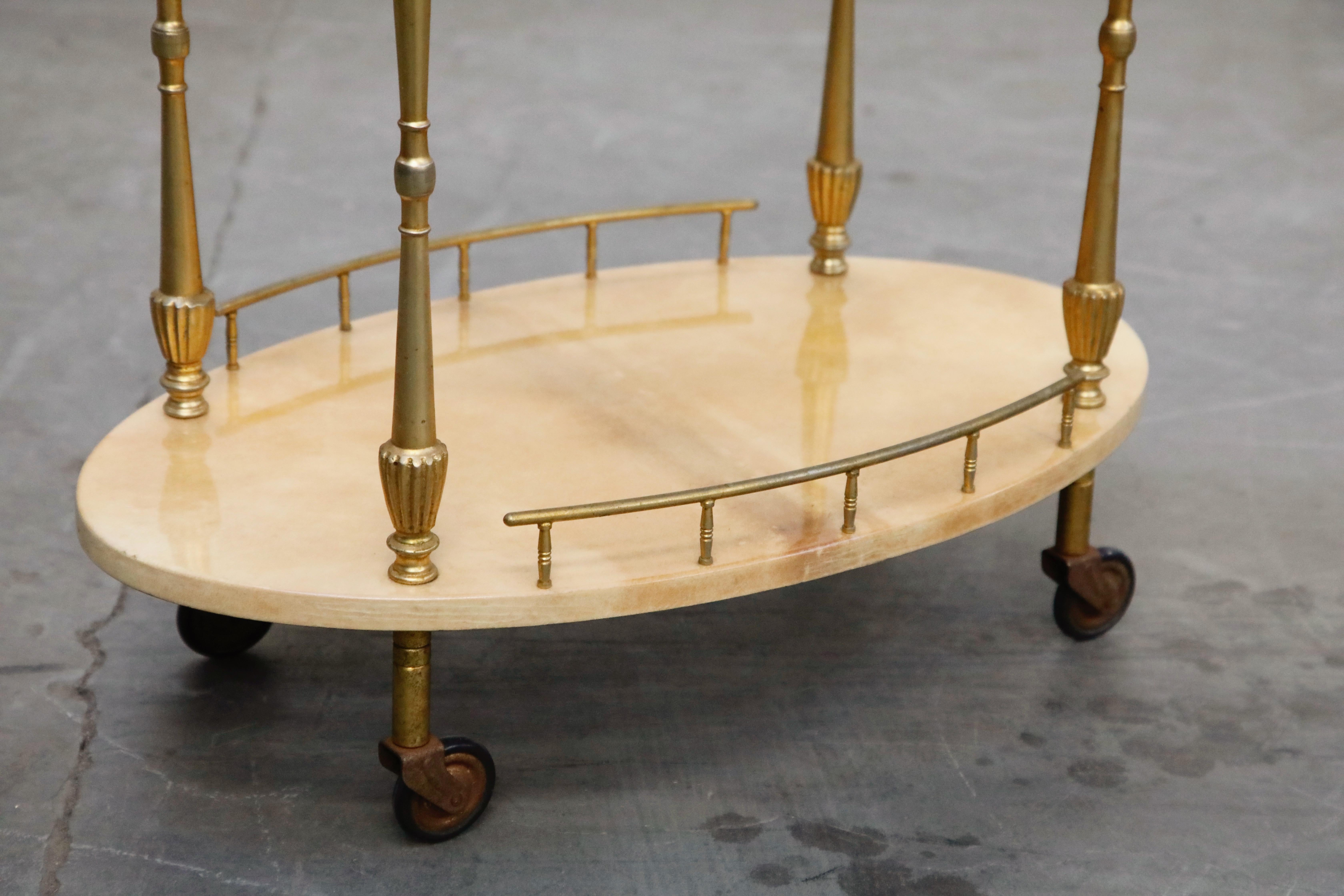 Aldo Tura Lacquered Goatskin and Brass Italian Bar Cart, 1950s Italy, Signed In Good Condition In Los Angeles, CA