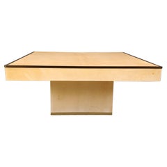 Table basse laquée chèvre Aldo Tura, années 1960