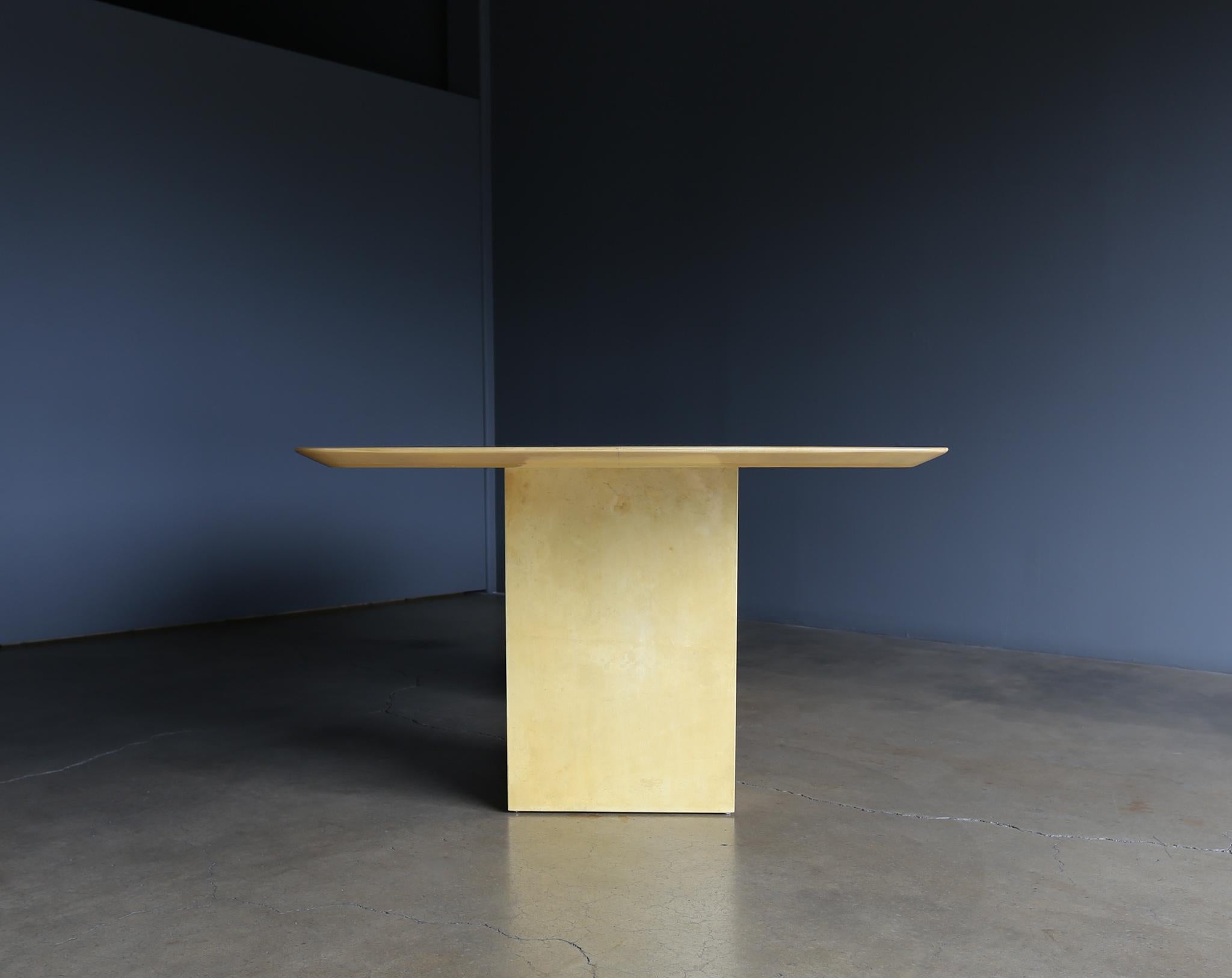 Aldo Tura Lacquered Goatskin Knife Edge Dining Table, circa 1975 3