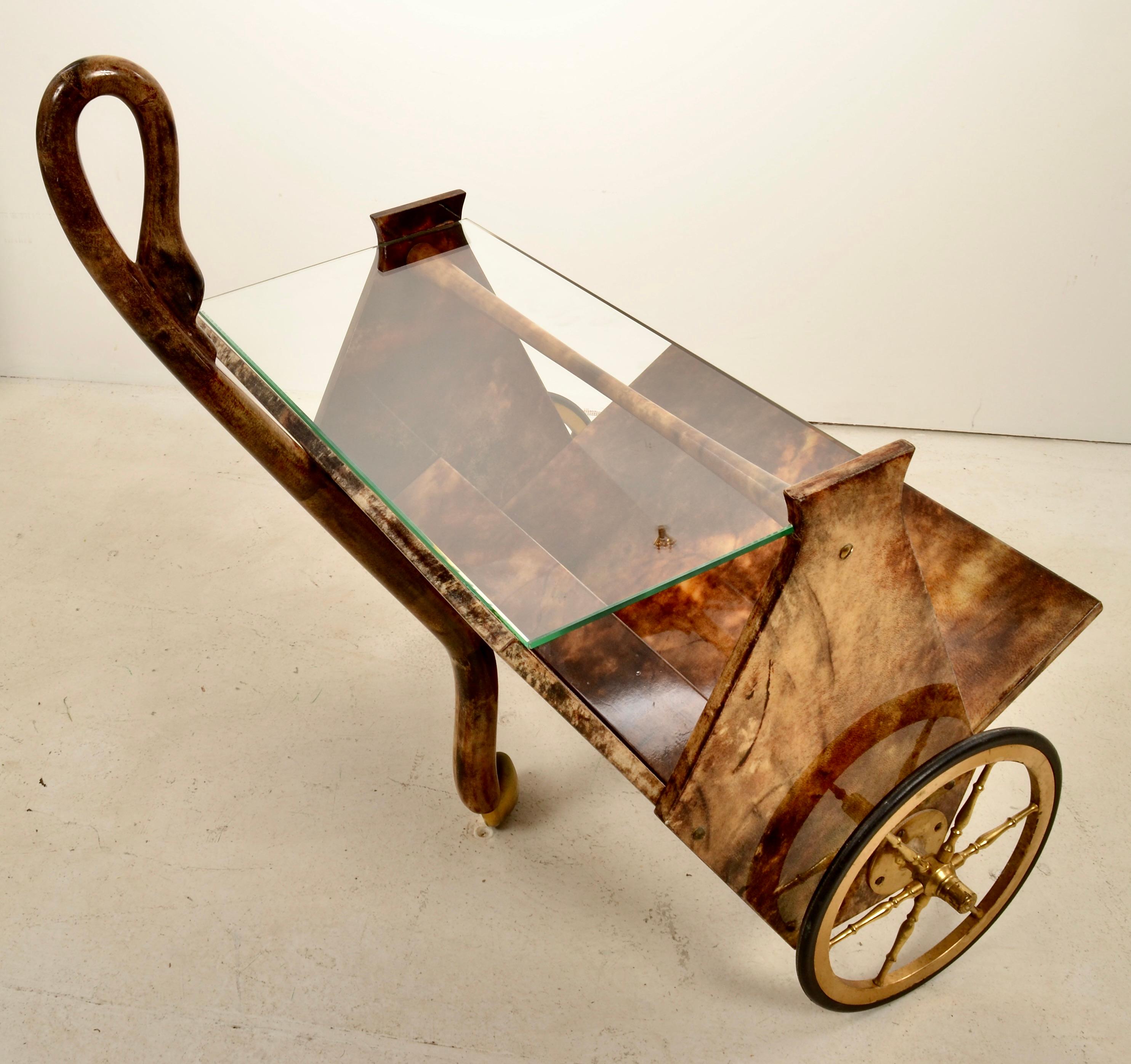 A.I.C. Swan en peau de chèvre laquée, Italie c 1950s Bon état - En vente à Norwalk, CT