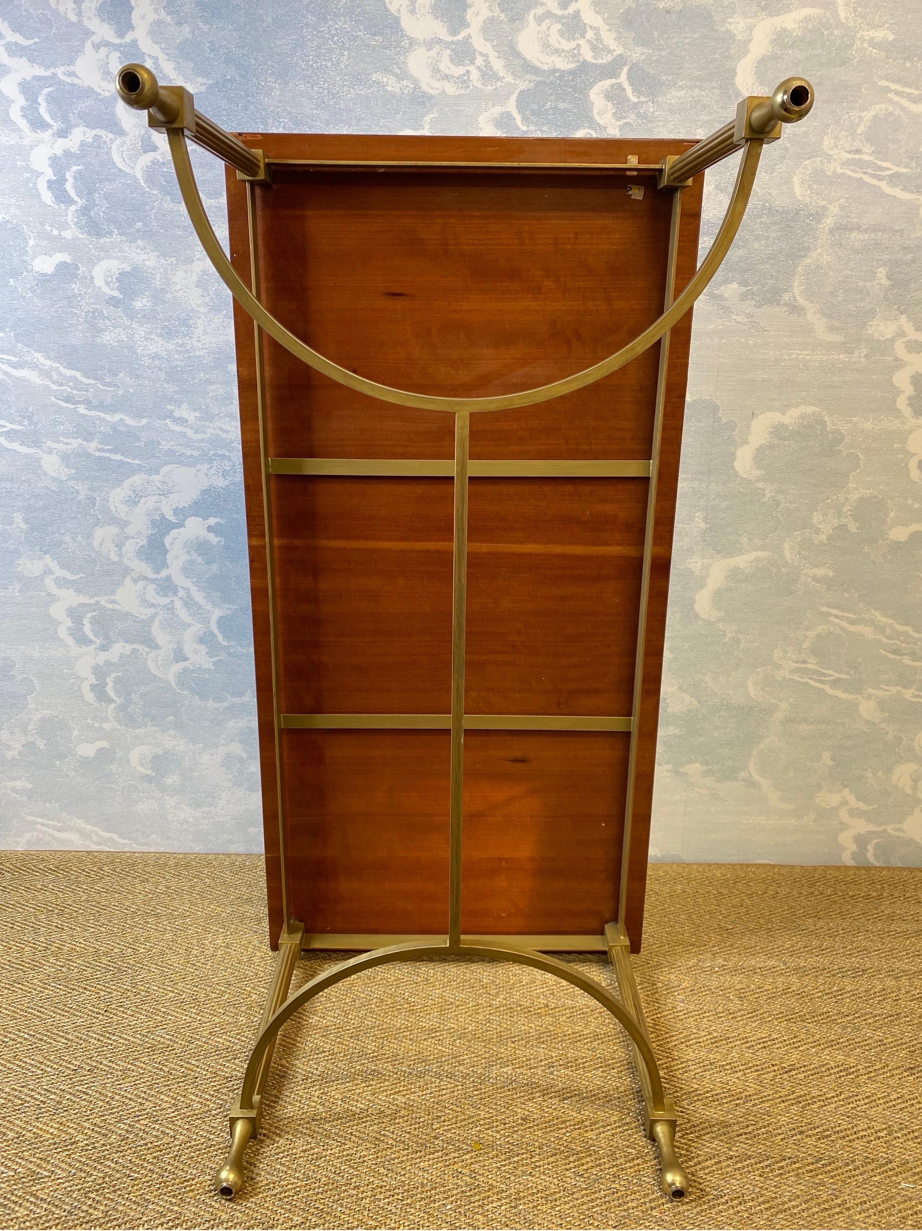 Aldo Tura Lounge Couchtisch, Italien 1960er Nussbaum Brown im Zustand „Gut“ im Angebot in Cork, IE