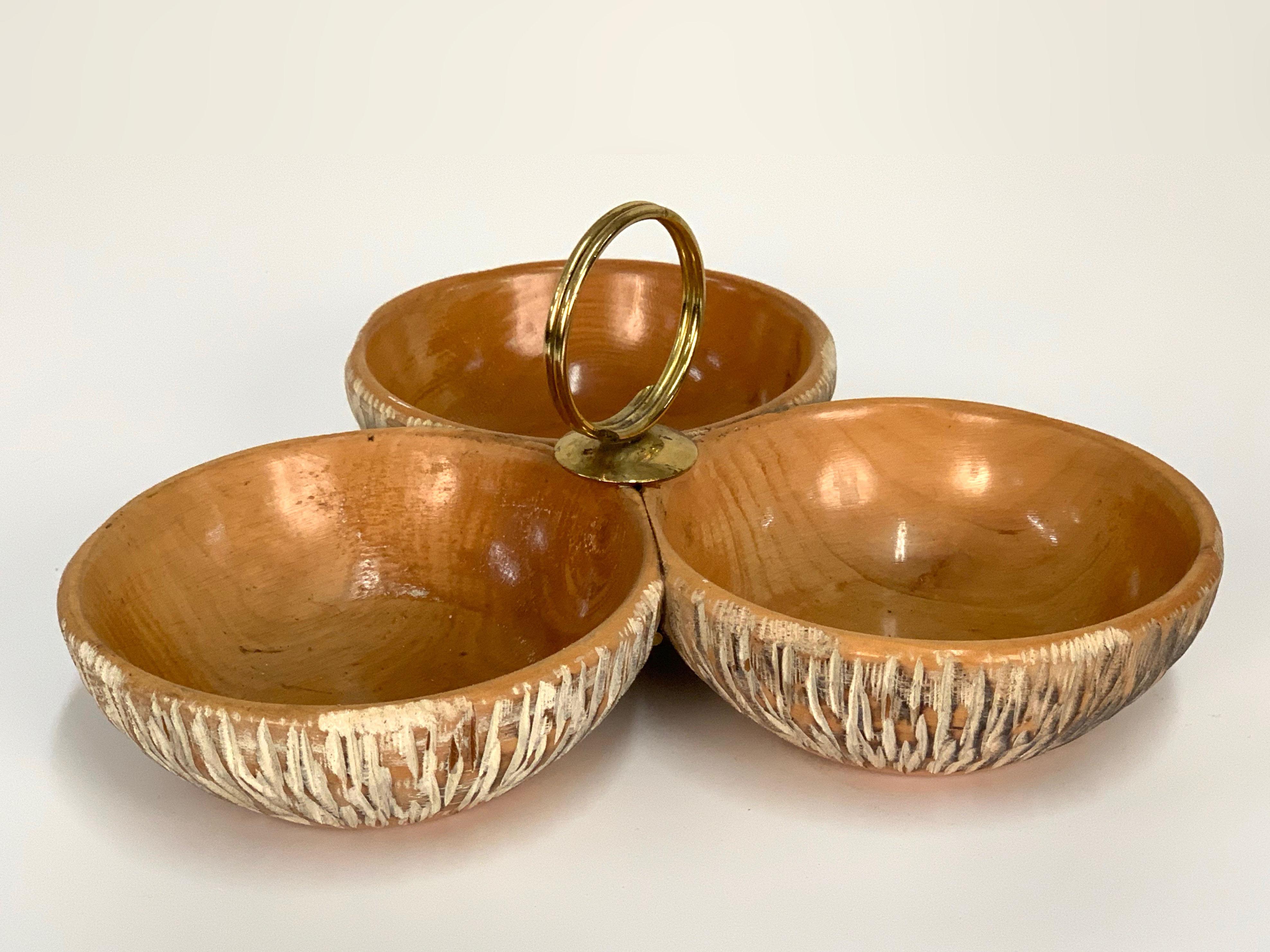 Aldo Tura Macabo Centerpiece in Hand Carved Cerused Wood Brass, Bowl Italy 1950s 1