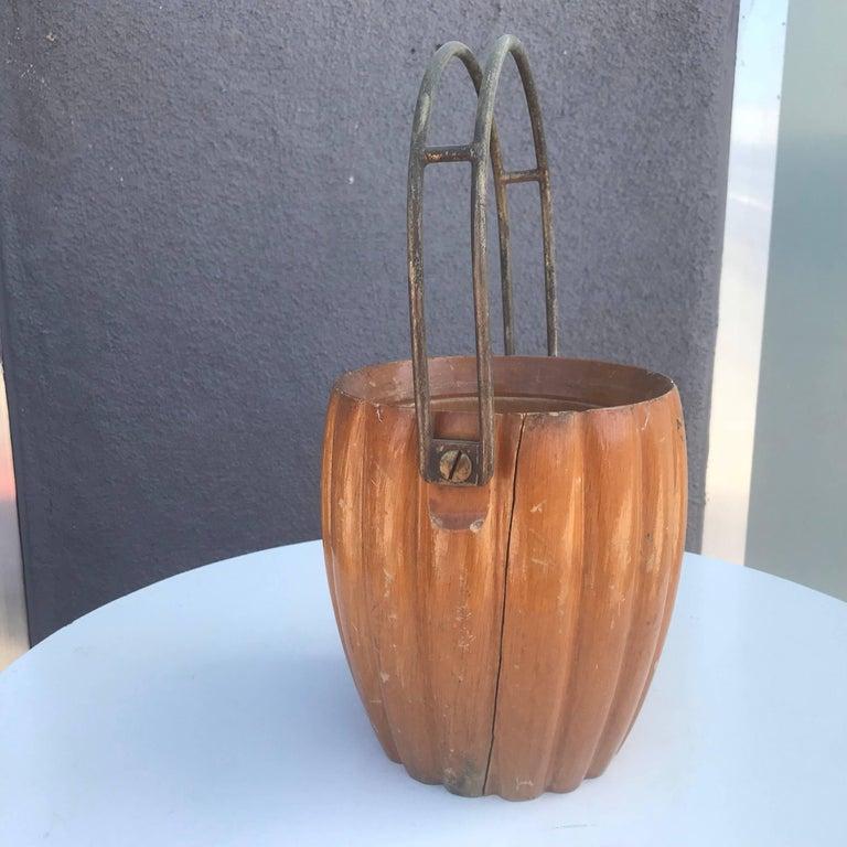 Aldo Tura Macabo Cusano Wood Basket with Brass Carry Handle 1950s Milano Italy In Fair Condition For Sale In National City, CA
